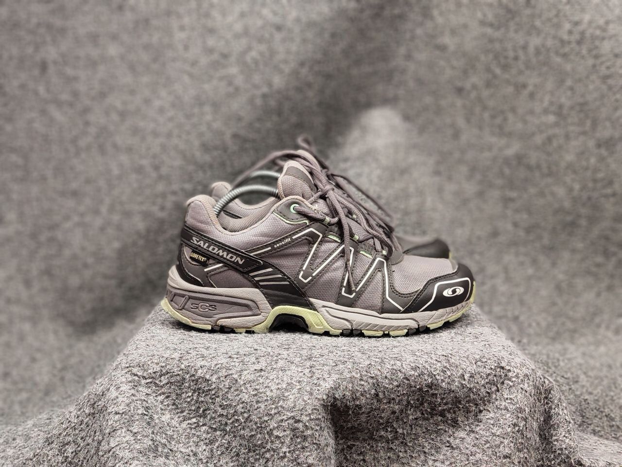 Salomon × Vintage Rare Vintage Salomon Caliber GoreTex Gray SCS Trail Sneakers Size US 7.5 / EU 40-41 - 10 Thumbnail