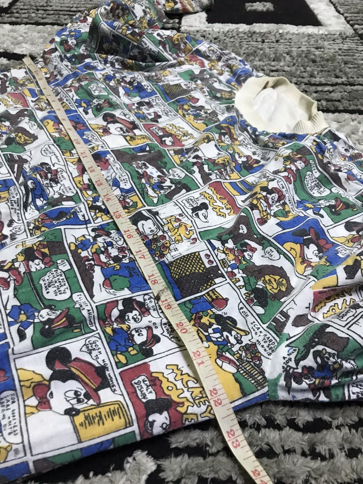 Mickey Mouse × Vintage Vintage Mickey mouse sweatshirt Size US L / EU 52-54 / 3 - 6 Thumbnail