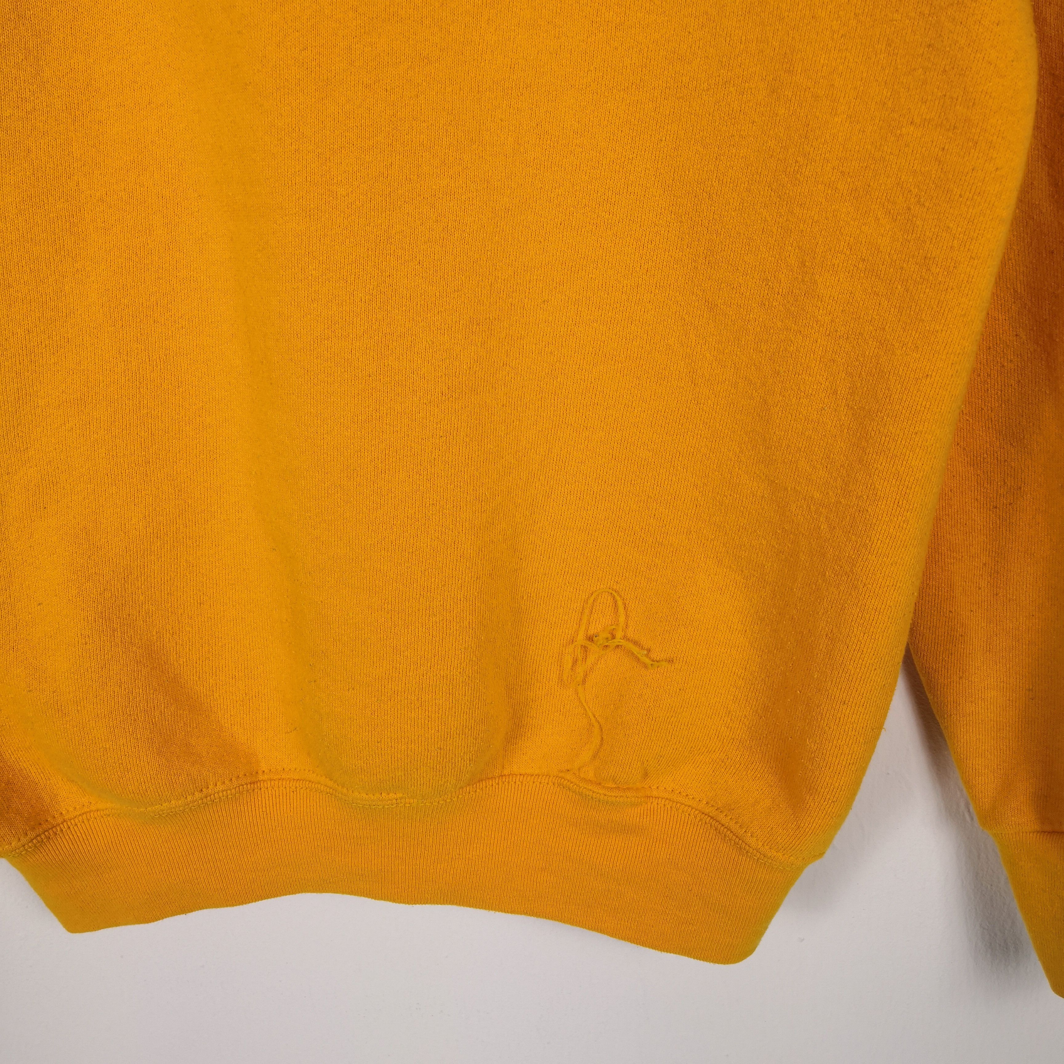 MLB × New York Yankees × Warner Bros Vintage Yankees X Tweety Warner Bros Sweatshirt Sweater Size US S / EU 44-46 / 1 - 8 Thumbnail