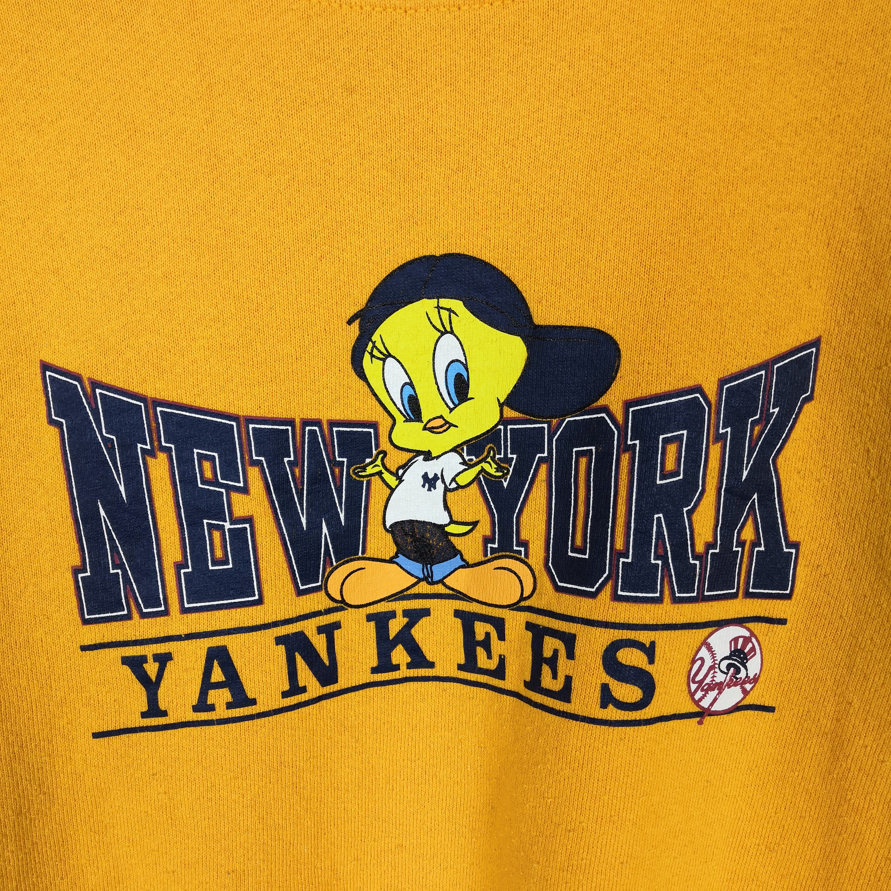 MLB × New York Yankees × Warner Bros Vintage Yankees X Tweety Warner Bros Sweatshirt Sweater Size US S / EU 44-46 / 1 - 7 Thumbnail
