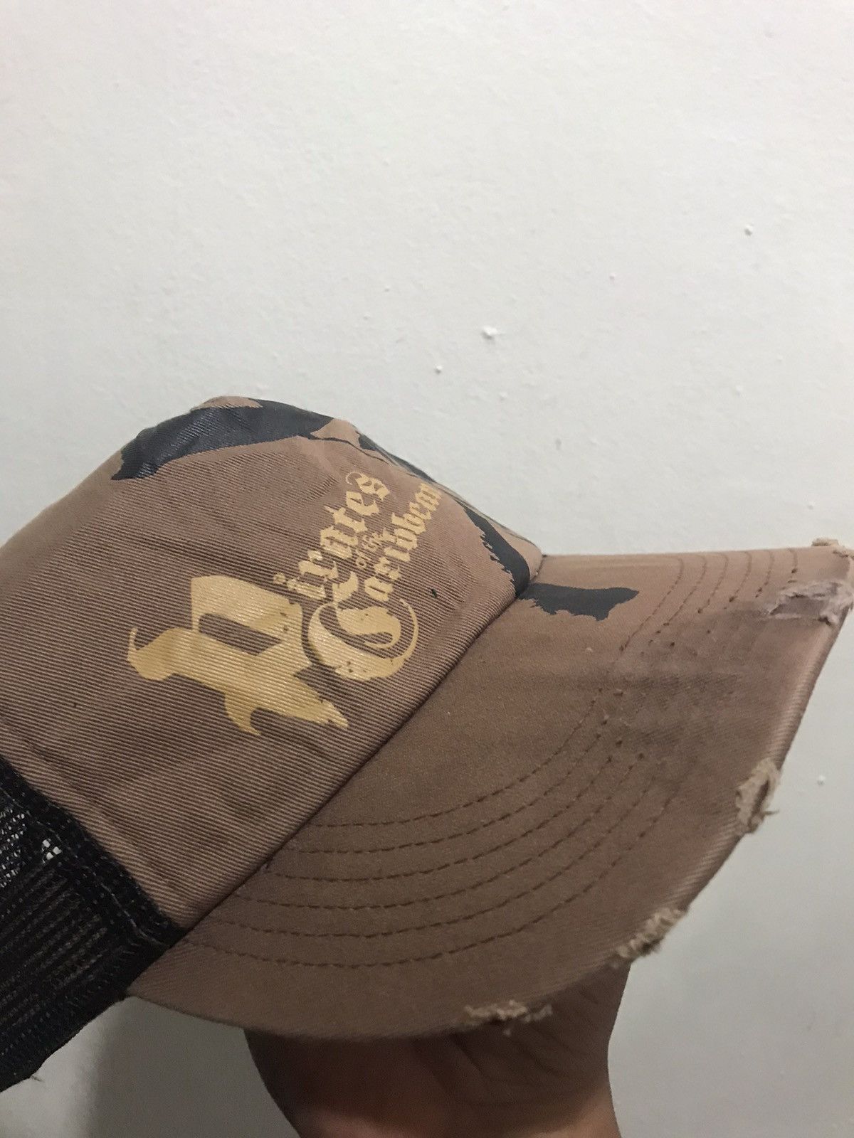 Disney 🔥Vintage🔥 Distressed Pirates Of The Caribbean Trucked Hat Size ONE SIZE - 5 Thumbnail