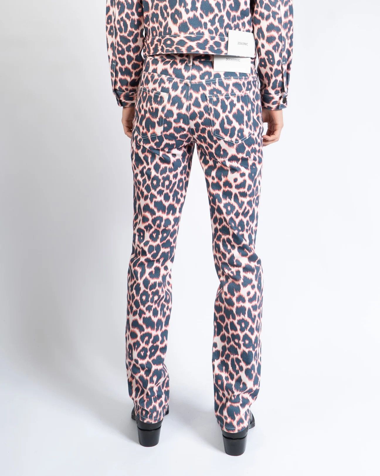 Calvin Klein 205W39NYC × Raf Simons Animal Printed Trousers Leather Patch Denim Size US 30 / EU 46 - 2 Thumbnail