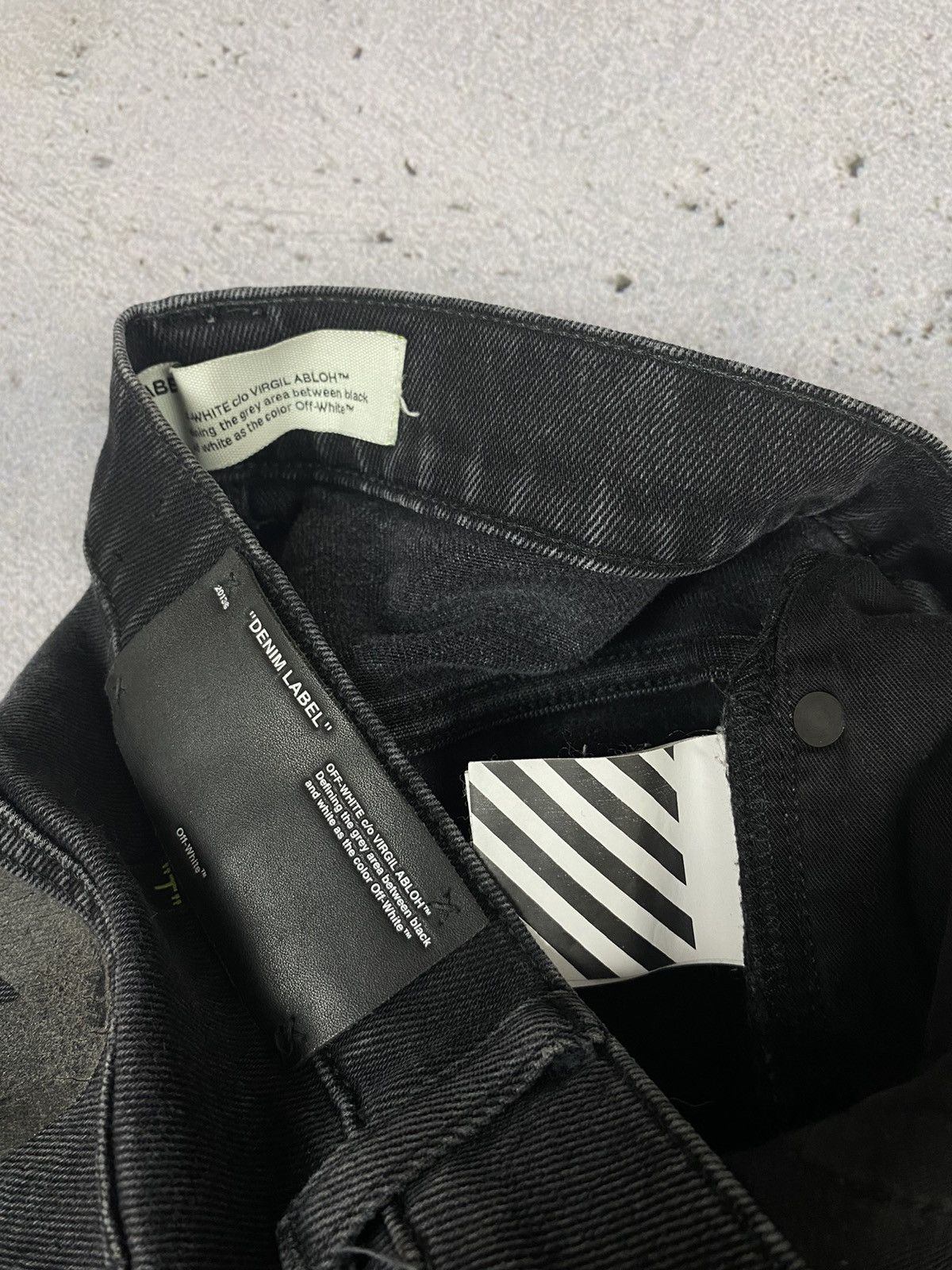 Off-White × Virgil Abloh Off White denim jeans logo pants spray Size US 29 - 5 Thumbnail