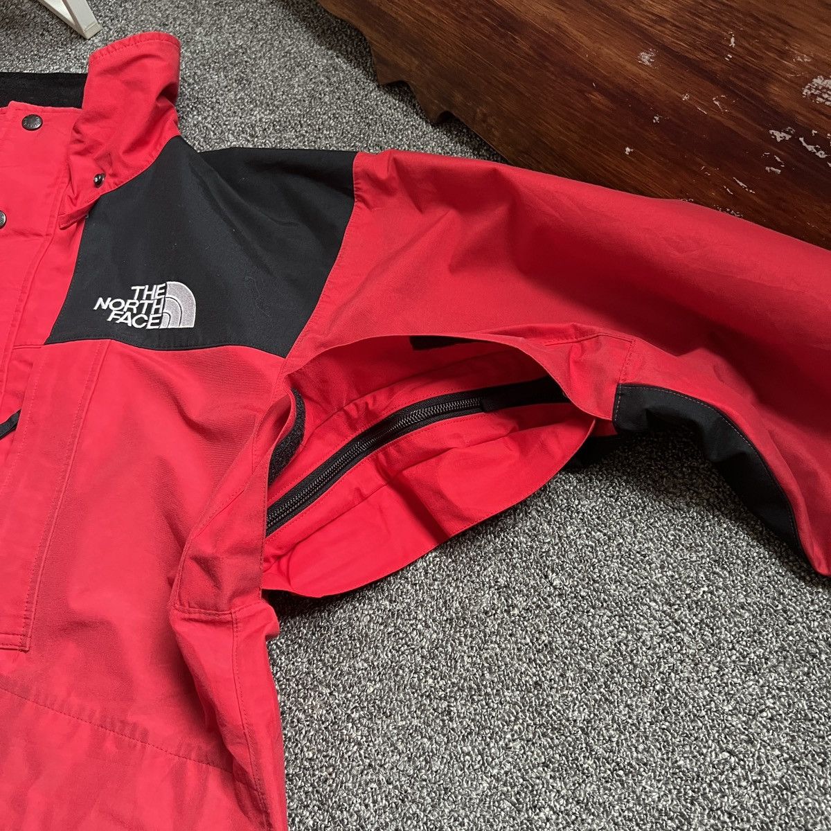 The North Face The North Face Gore-Tex® Mountain Light Parka Size US S / EU 44-46 / 1 - 13 Thumbnail