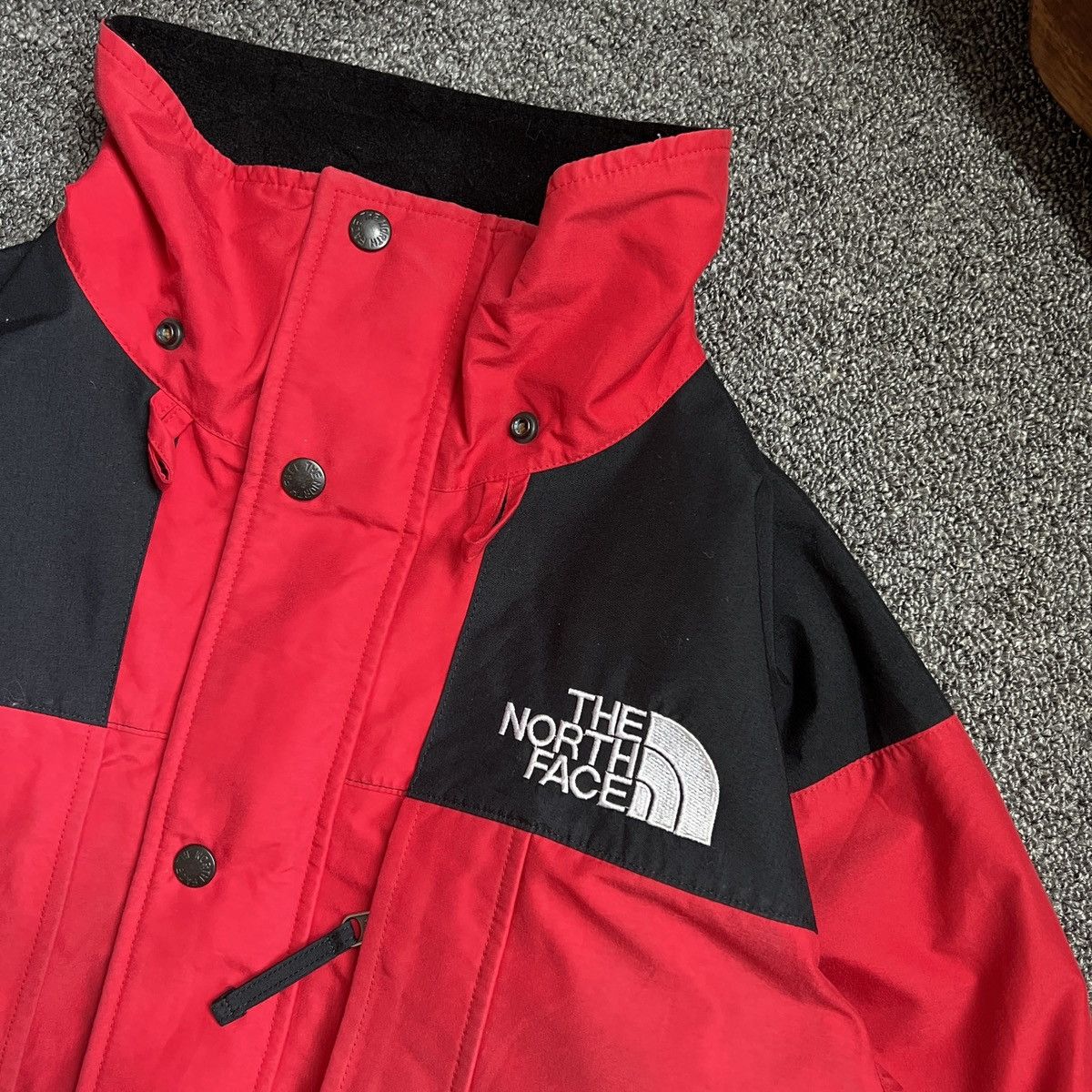 The North Face The North Face Gore-Tex® Mountain Light Parka Size US S / EU 44-46 / 1 - 4 Thumbnail