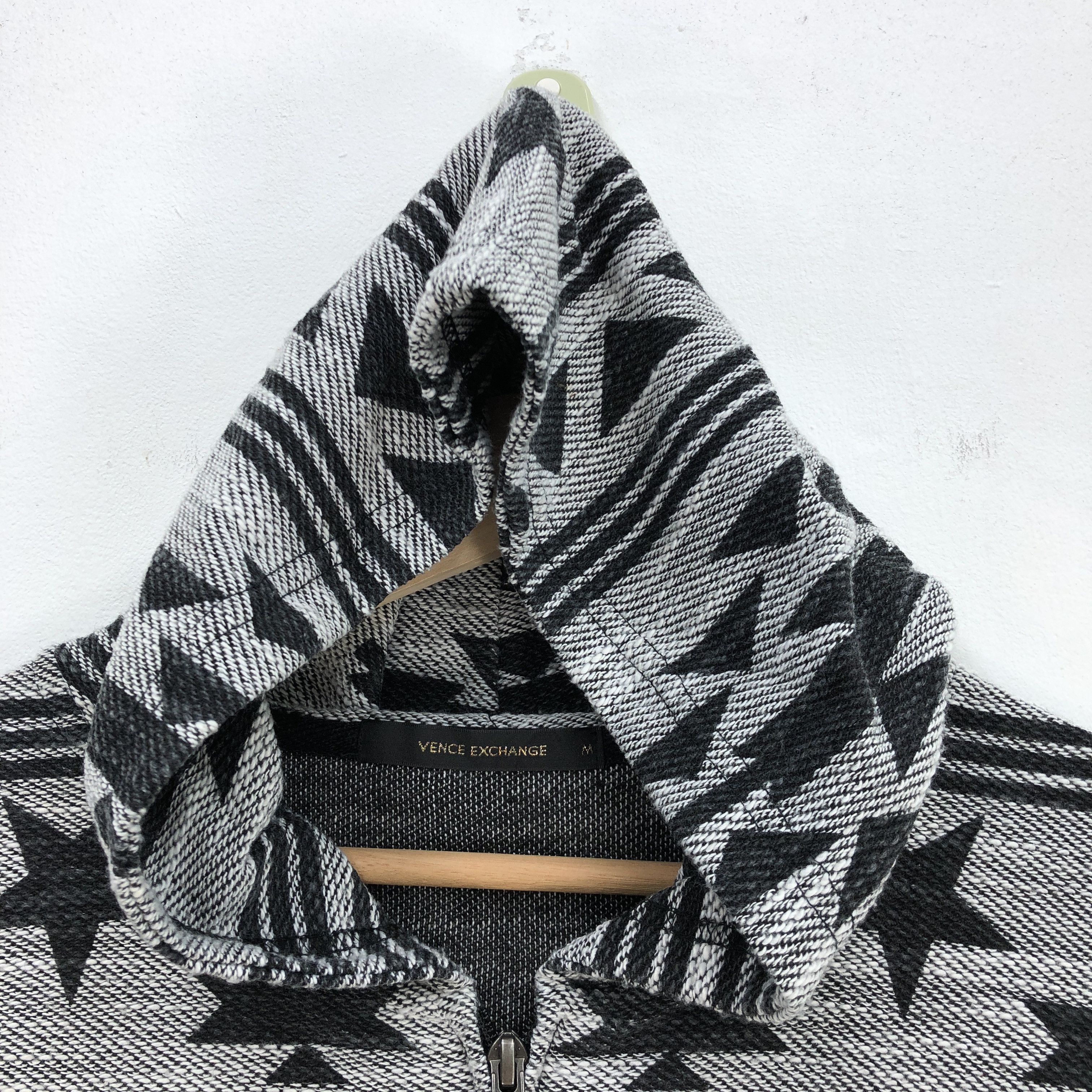 Japanese Brand × Vintage Vintage Navajo Motive Sweater Native Zipper Sweatshirt Size US M / EU 48-50 / 2 - 3 Thumbnail