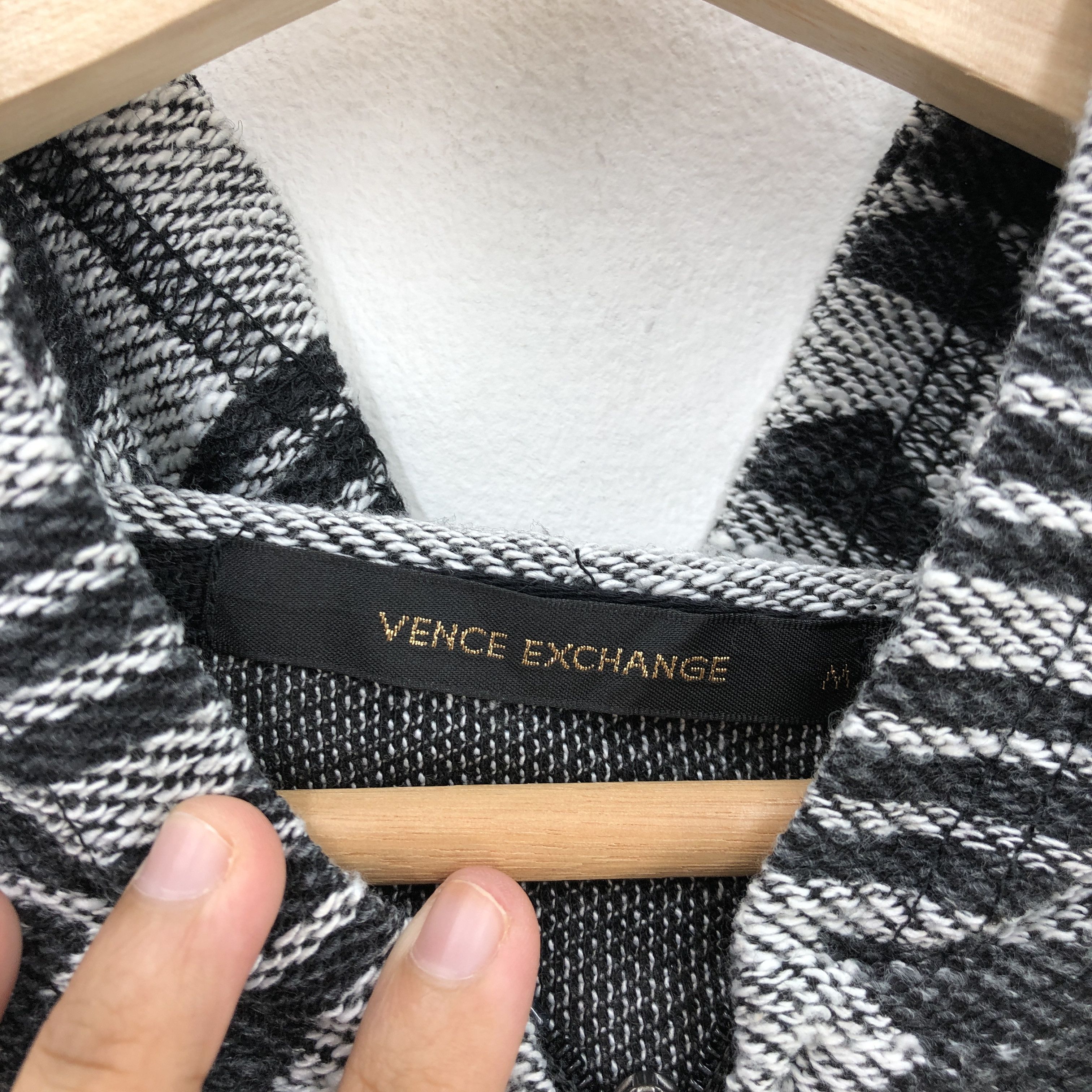 Japanese Brand × Vintage Vintage Navajo Motive Sweater Native Zipper Sweatshirt Size US M / EU 48-50 / 2 - 6 Thumbnail