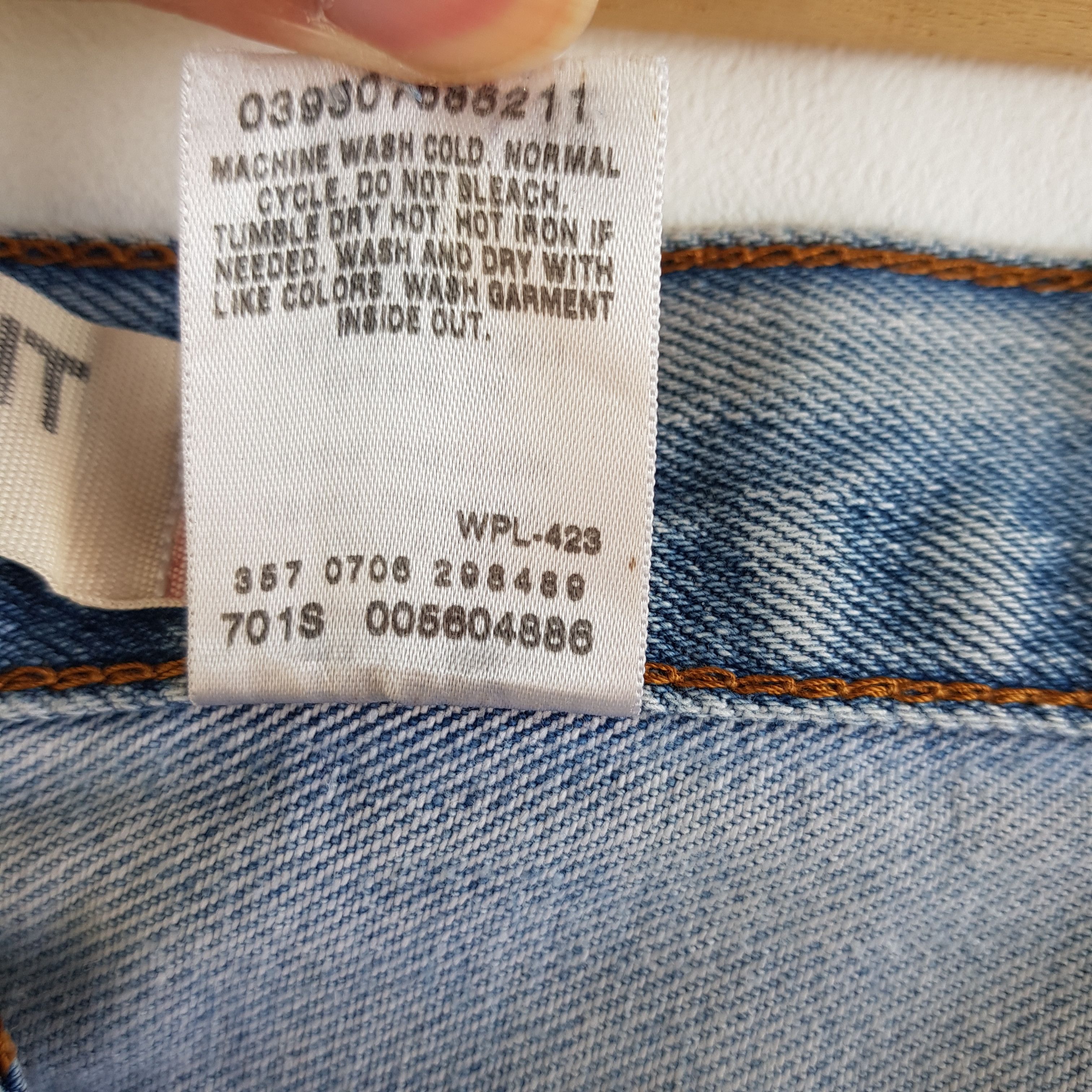 Levi's Oversized Levis Released Hem Jeans Levi's Sun Faded Denim Size US 42 / EU 58 - 12 Thumbnail