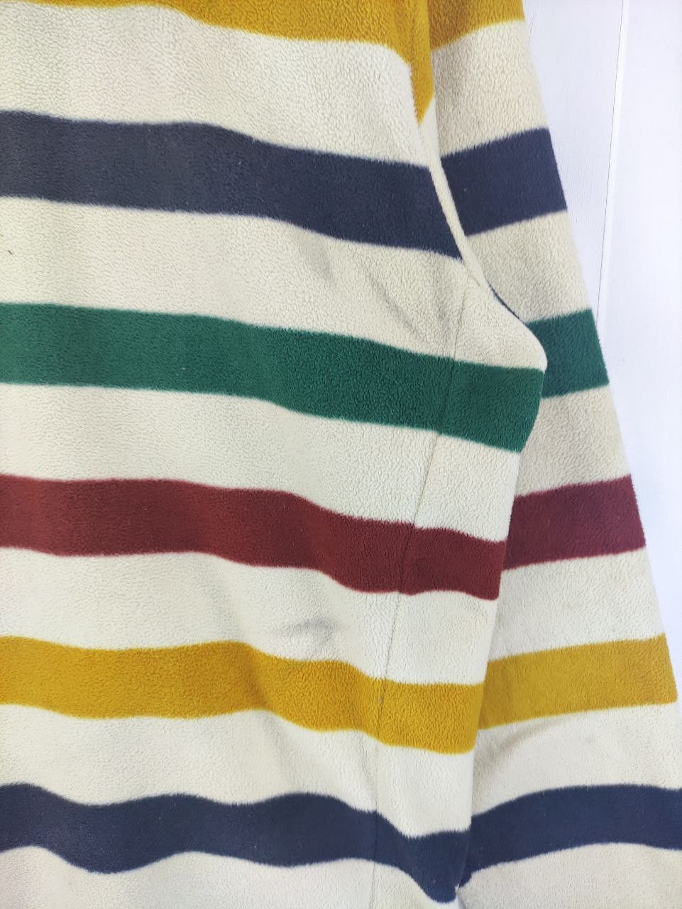 Uniqlo Uniqlo Stripe Fleece Sweaters Size US M / EU 48-50 / 2 - 8 Thumbnail