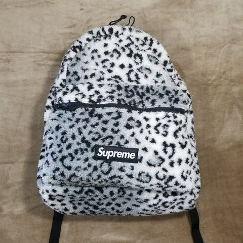 NWT Supreme FW20 Leopard Cheetah Backpack  Red faux fur, Cordura backpack, Supreme  backpack