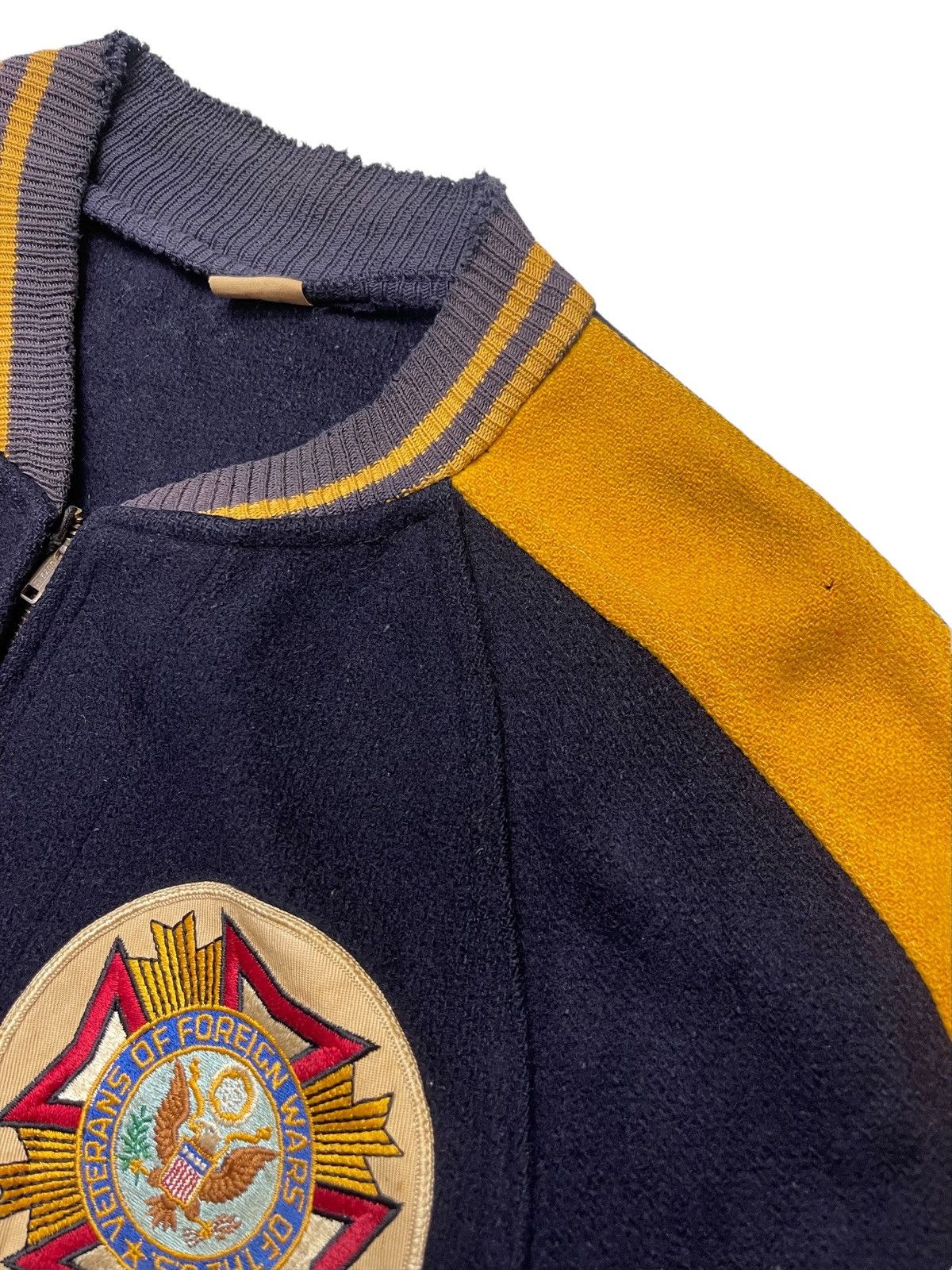 Vintage Vintage 50s Champions Running Man Distressed Varsity Jacket Size US M / EU 48-50 / 2 - 7 Thumbnail