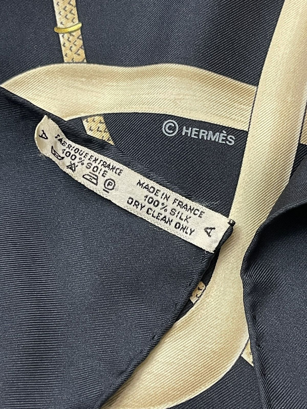 Hermes Vintage Hermes Francoise De La Perreire Silk Scarves Size ONE SIZE - 10 Thumbnail