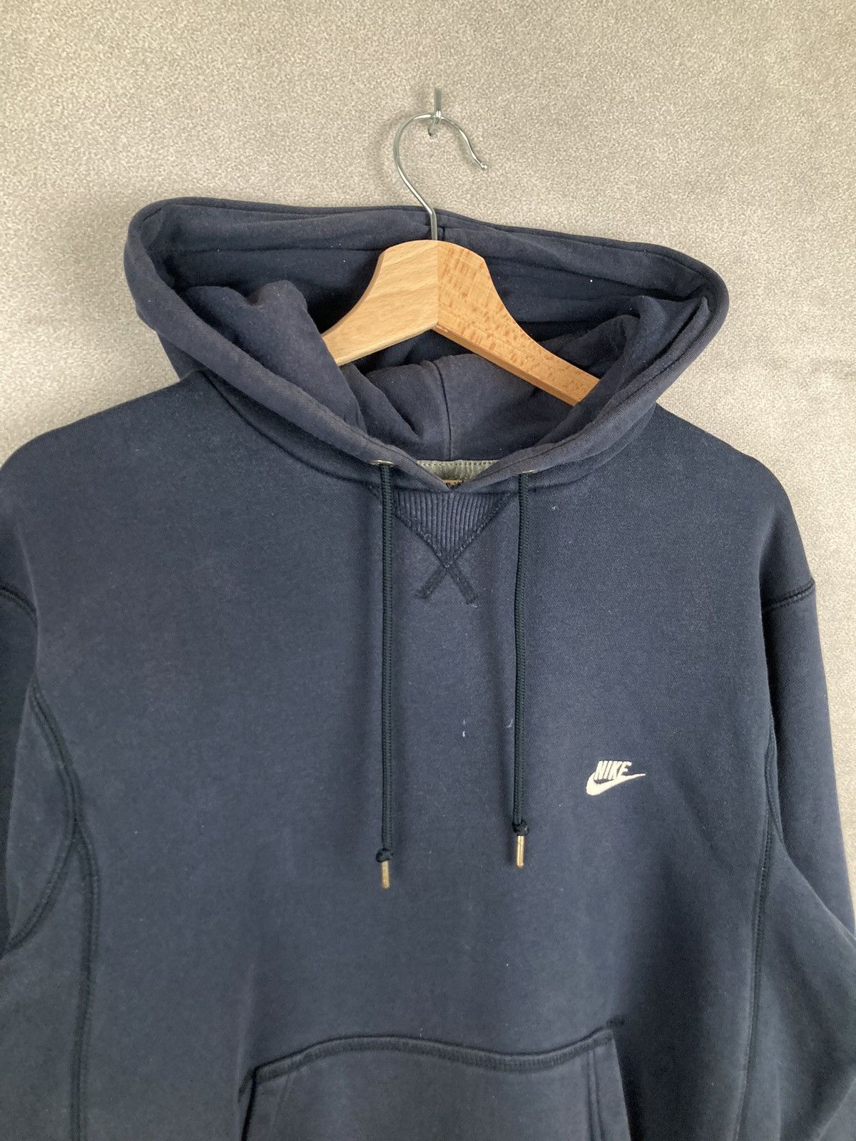 Nike Vintage Nike Y2K Swoosh Hoodie Sweatshirt Retro Size US L / EU 52-54 / 3 - 3 Thumbnail