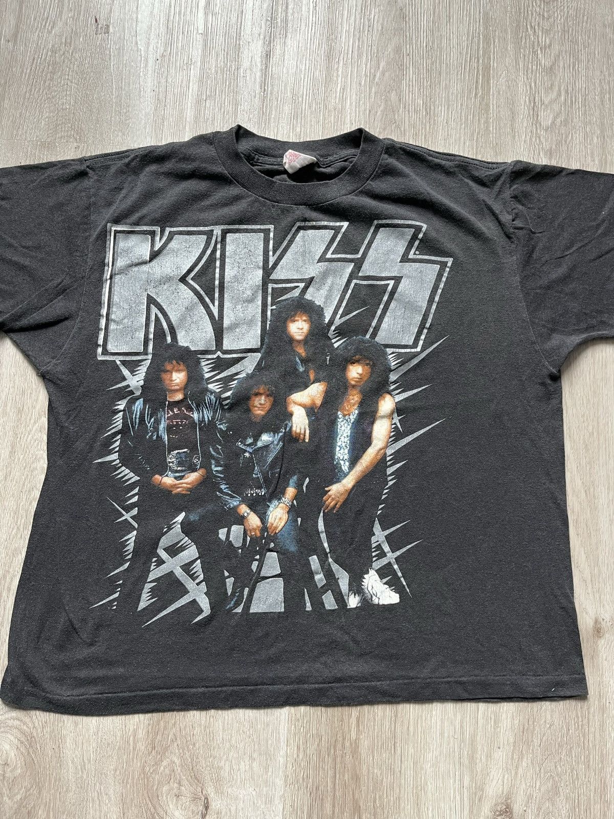 Vintage MEGA RARE 1990 Kiss 'Hot In The Shade World Tour' T-Shirt Size US L / EU 52-54 / 3 - 6 Thumbnail