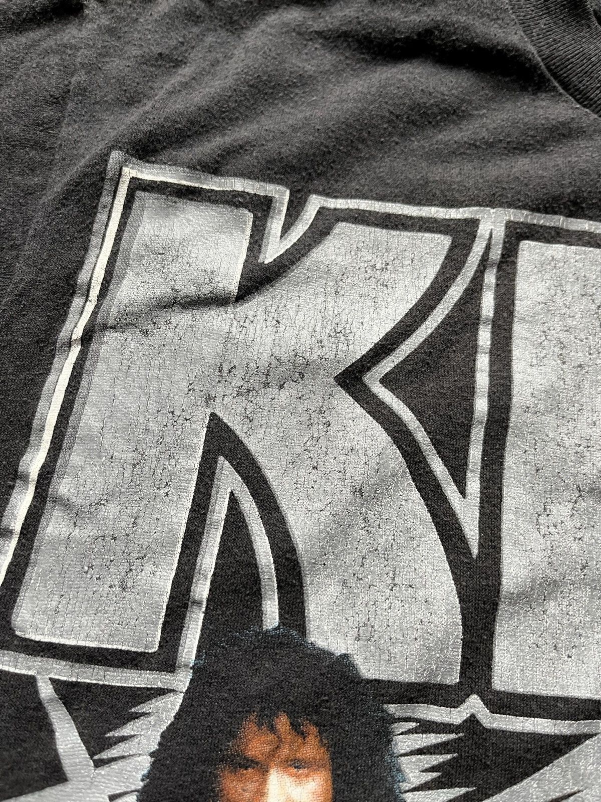 Vintage MEGA RARE 1990 Kiss 'Hot In The Shade World Tour' T-Shirt Size US L / EU 52-54 / 3 - 9 Thumbnail