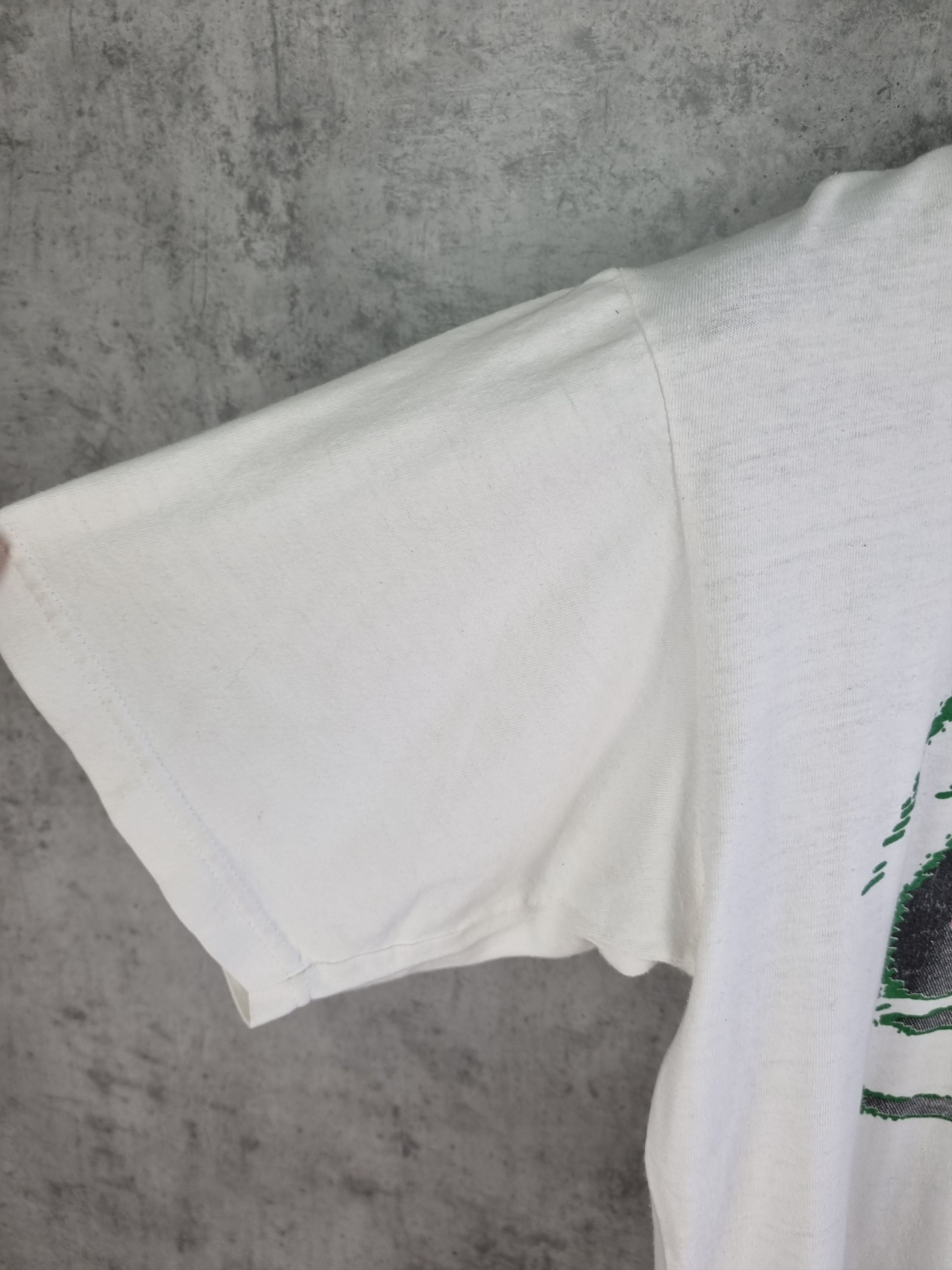 Nike × Vintage Single stitch 90s Nike Logo on Chest Vintage tee shirt Size US L / EU 52-54 / 3 - 8 Thumbnail