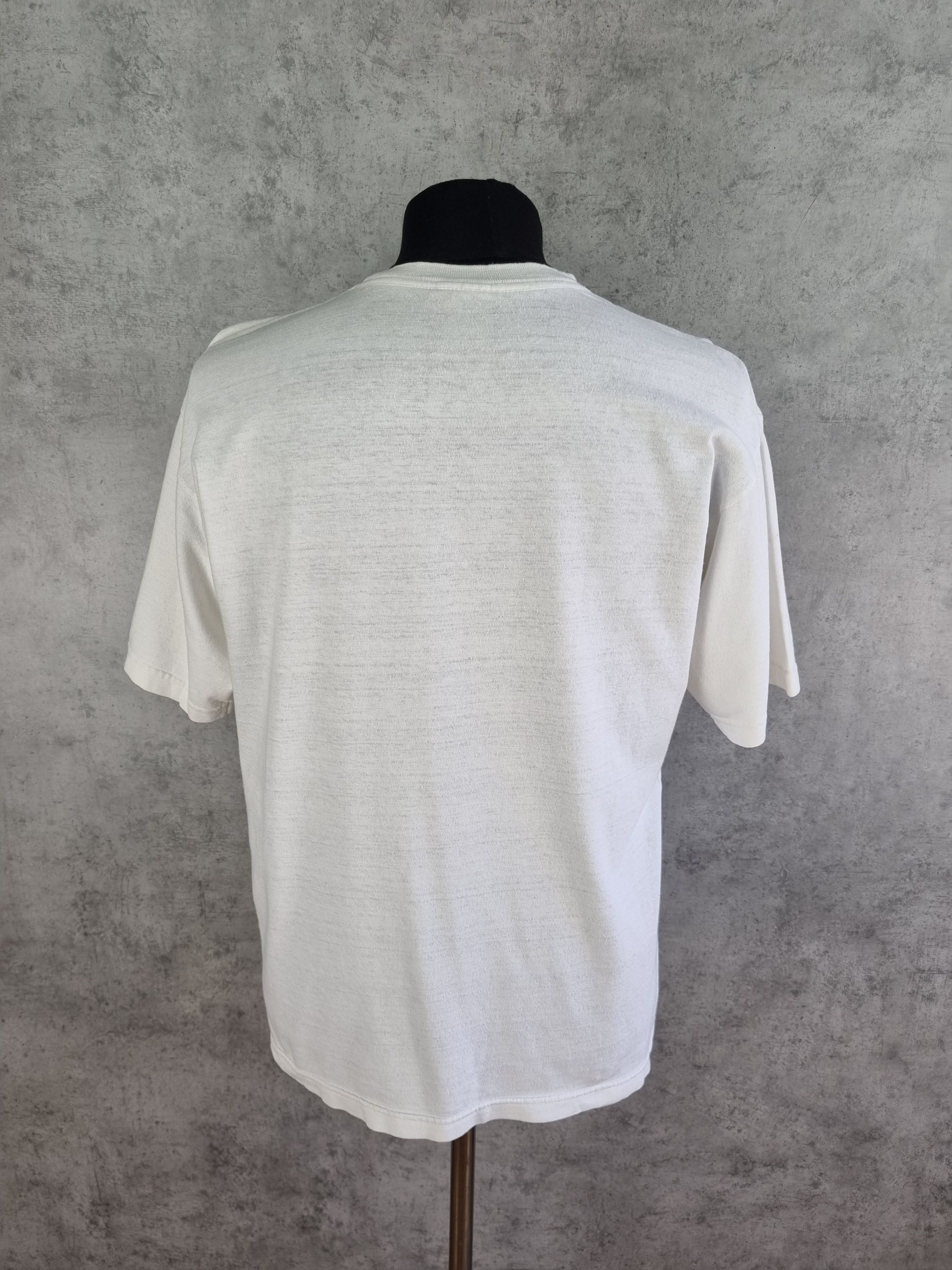 Nike × Vintage Single stitch 90s Nike Logo on Chest Vintage tee shirt Size US L / EU 52-54 / 3 - 6 Thumbnail