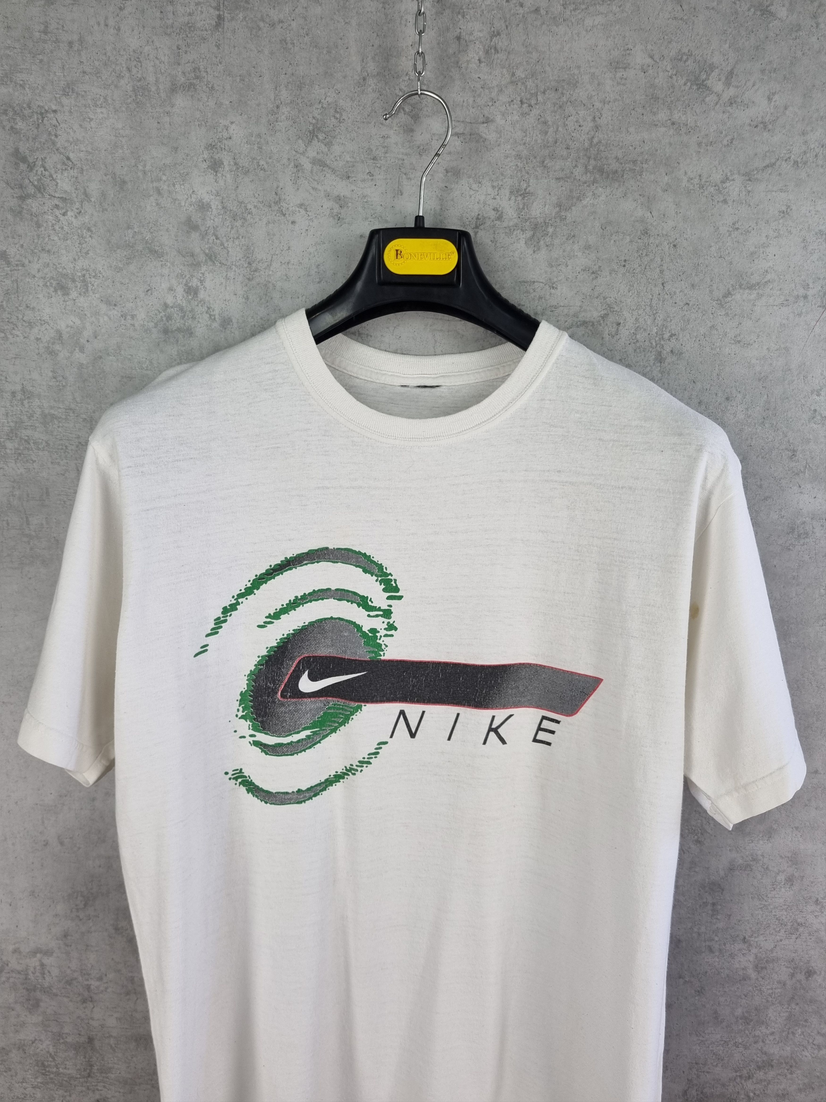 Nike × Vintage Single stitch 90s Nike Logo on Chest Vintage tee shirt Size US L / EU 52-54 / 3 - 3 Thumbnail