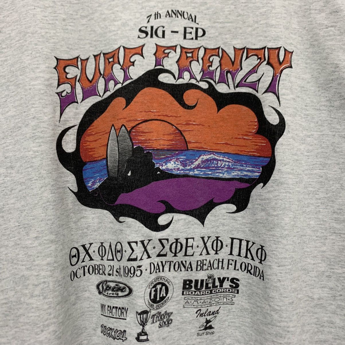 Daytona × Fruit Of The Loom × Vintage Vintage 1995 Surf Frenzy Surfing Long Sleeve Tshirt Size US L / EU 52-54 / 3 - 7 Thumbnail
