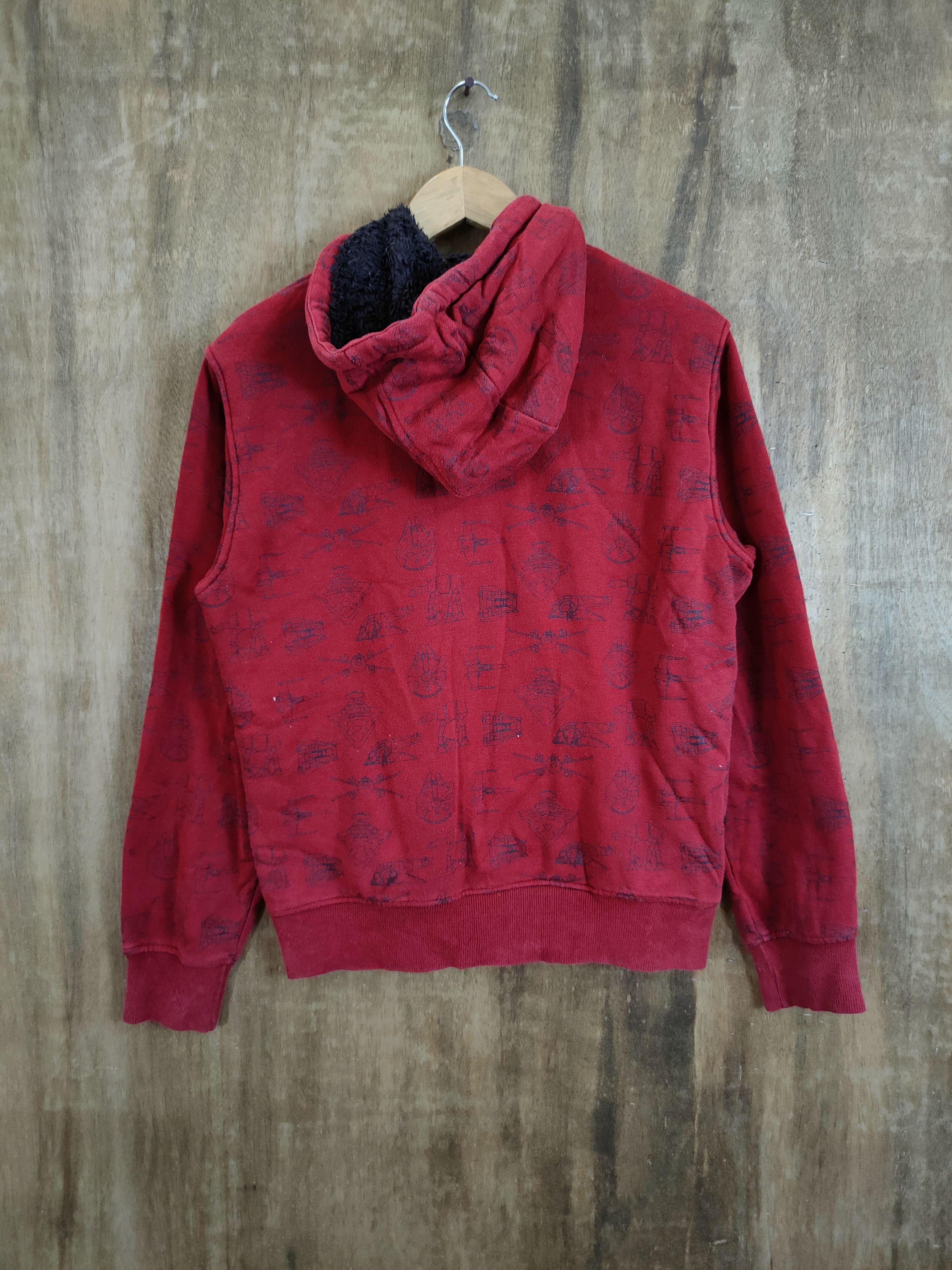 Star Wars DLL Star wars X Uniqlo movie fleece sweater hoodie #879 Size US M / EU 48-50 / 2 - 5 Thumbnail