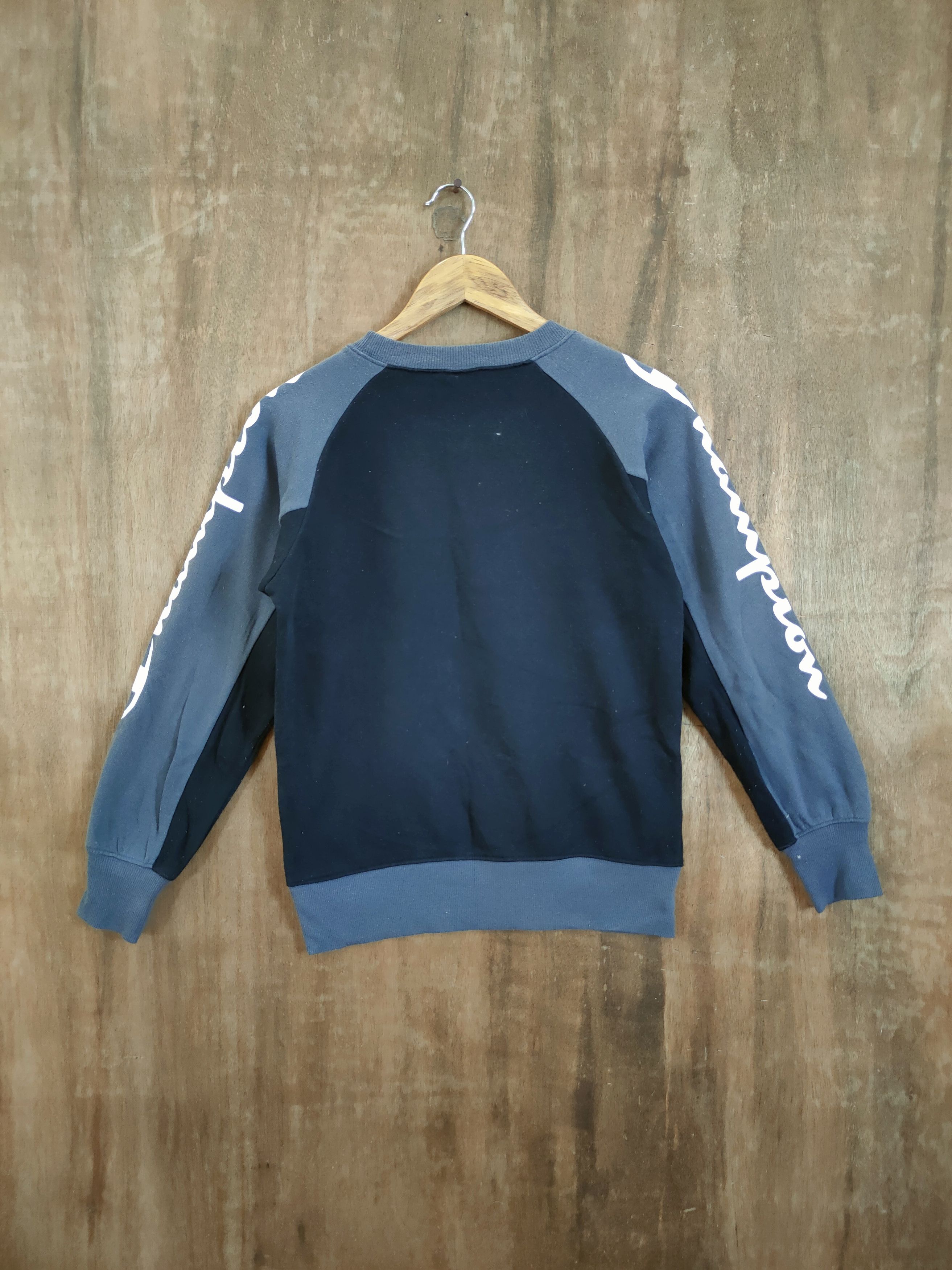 Champion Champion kids vintage font sleeve sweatshirt #6126 Size S / US 4 / IT 40 - 5 Thumbnail