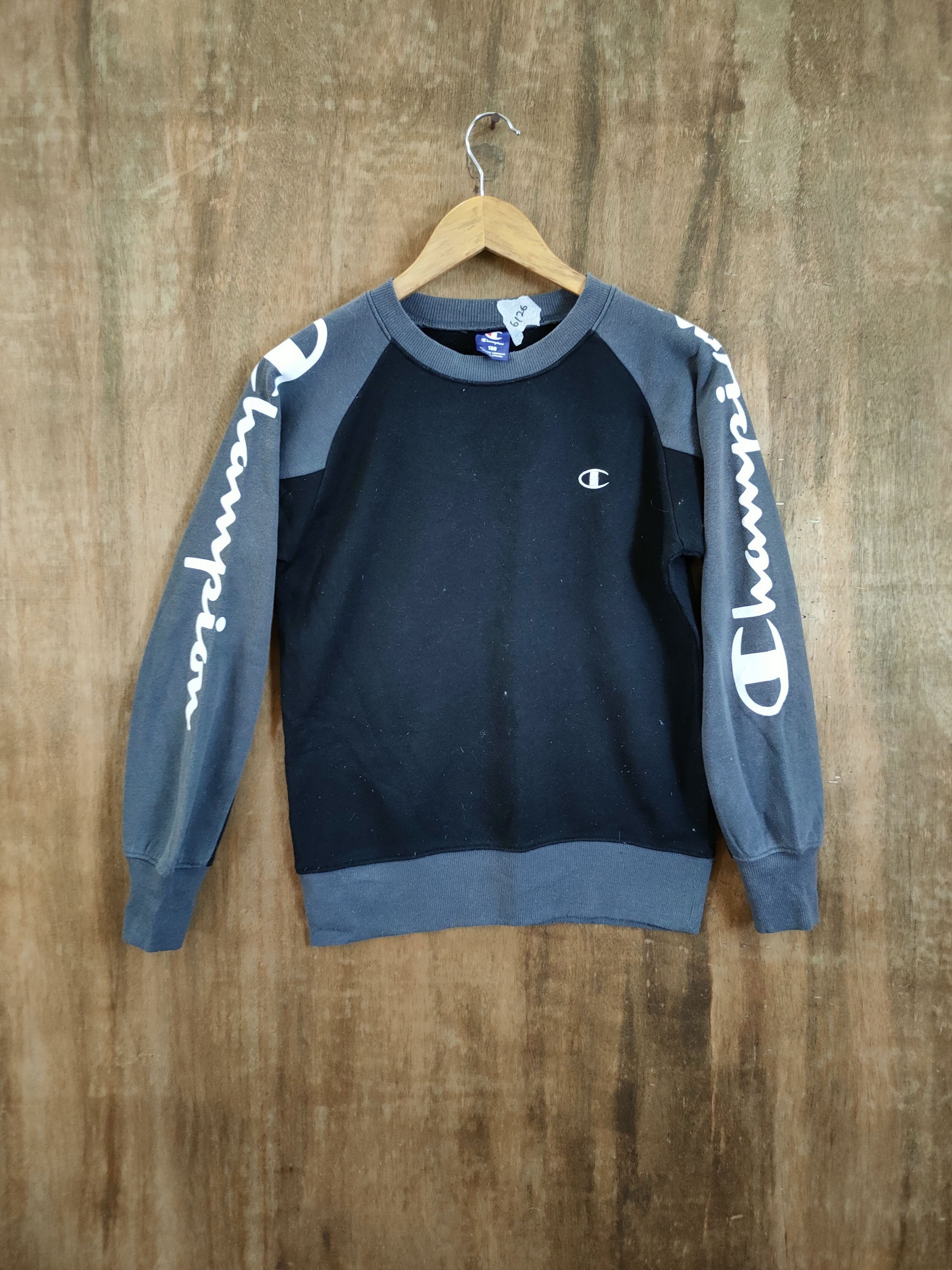 Champion Champion kids vintage font sleeve sweatshirt #6126 Size S / US 4 / IT 40 - 1 Thumbnail