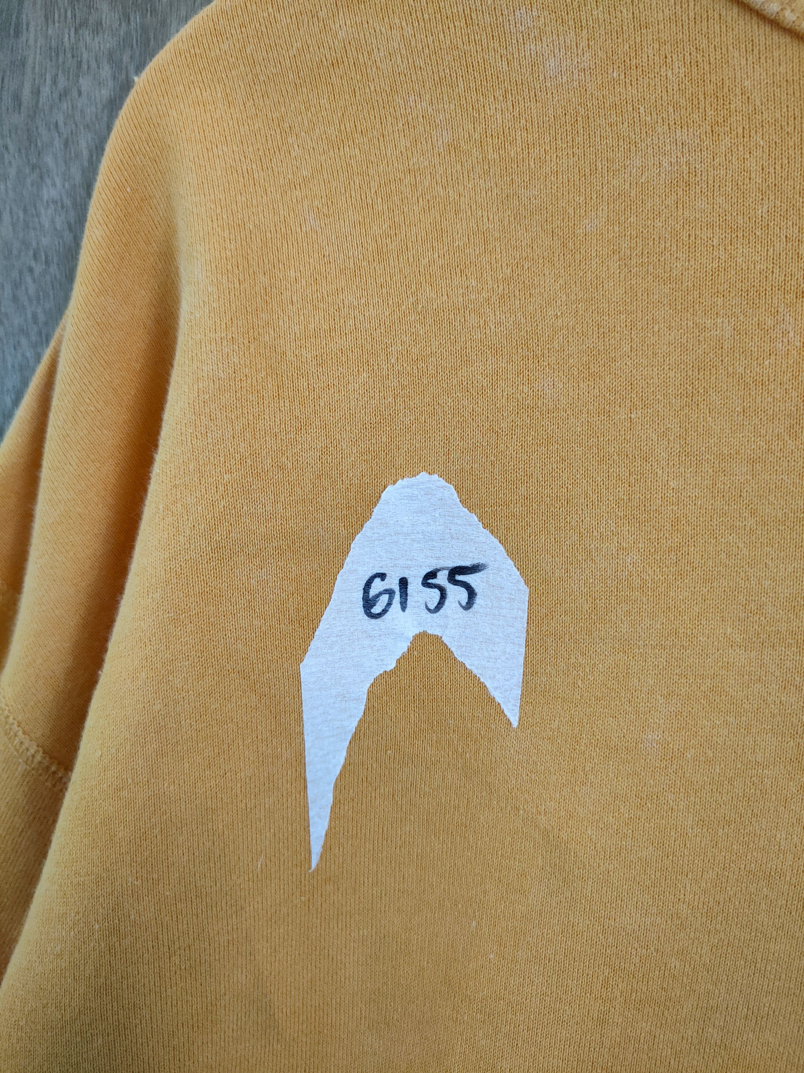 Uniqlo Uniqlo distressed dirty vintage thrashed sweatshirt #6155 Size US XL / EU 56 / 4 - 6 Thumbnail