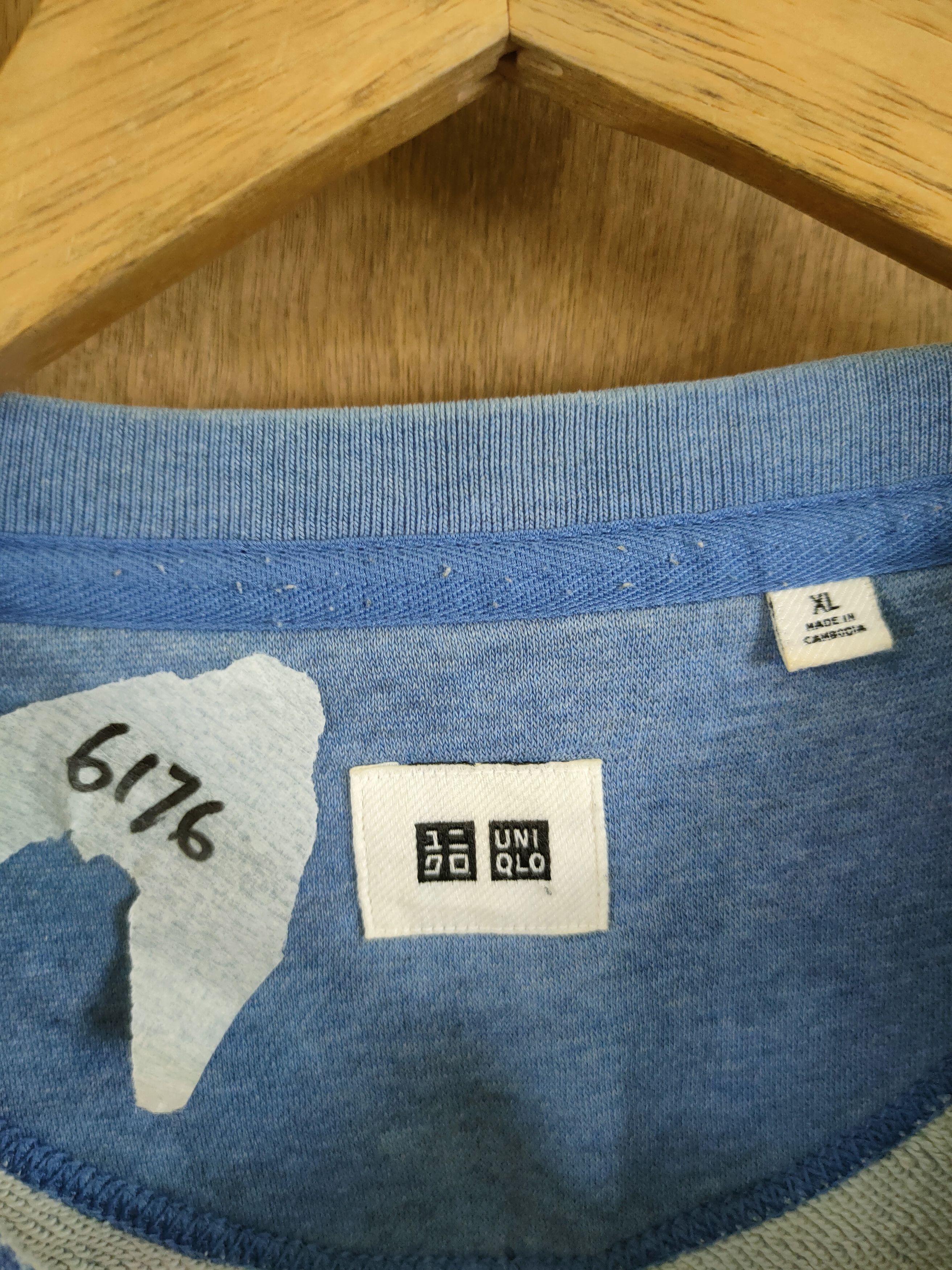 Uniqlo Uniqlo vintage faded sweatshirt japan #6176 Size US XL / EU 56 / 4 - 4 Thumbnail