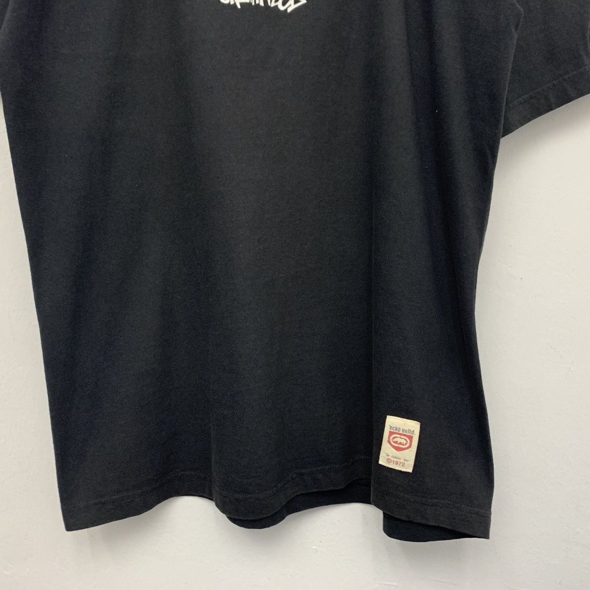 Ecko Unltd. Vintage Ecko Unlimited Velvet Graphic Tshirt Size US M / EU 48-50 / 2 - 4 Thumbnail