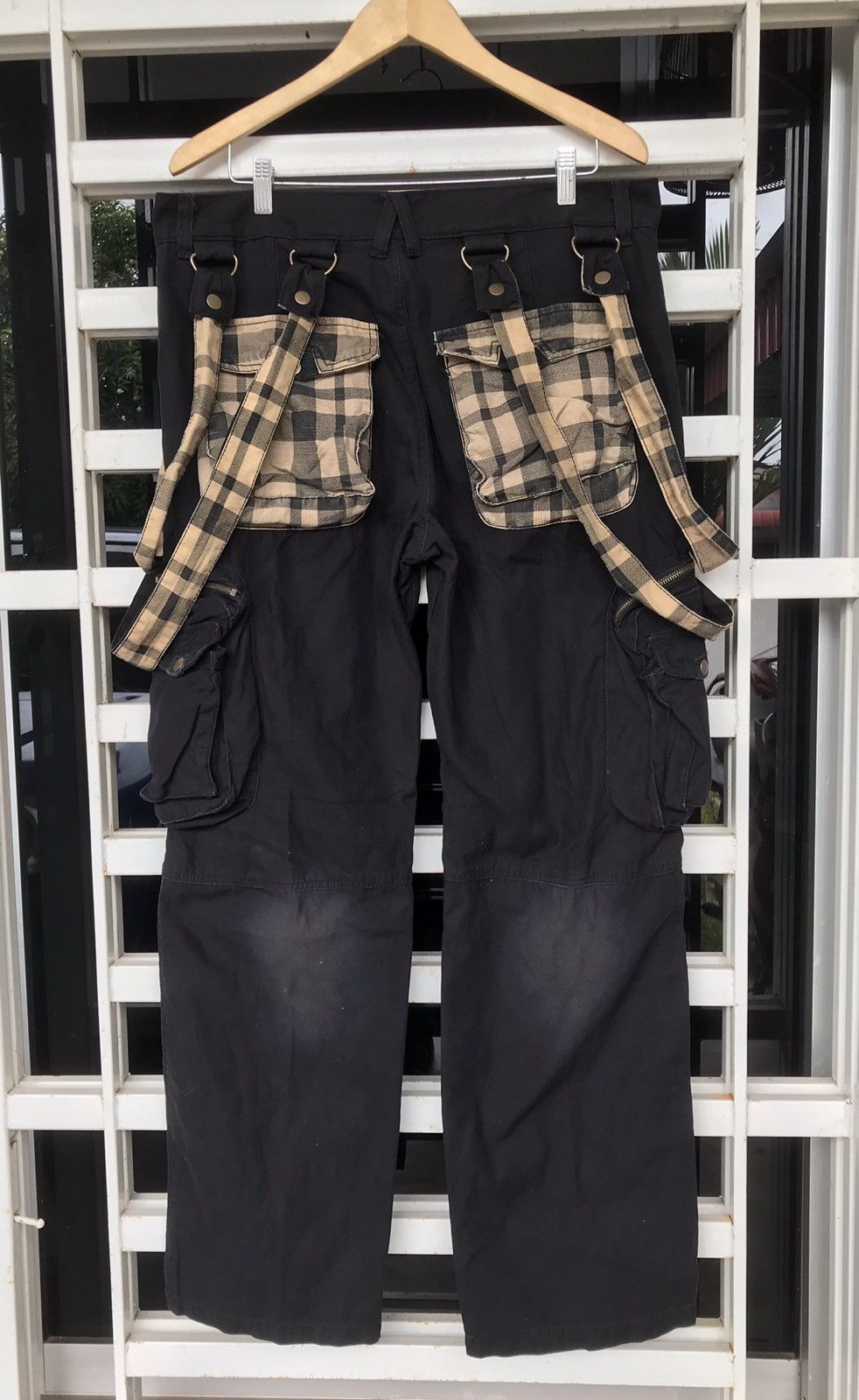 Japanese Brand × Volcom Black Volcom Cargo Multi Pock Pants Size 36 Size US 36 / EU 52 - 3 Thumbnail