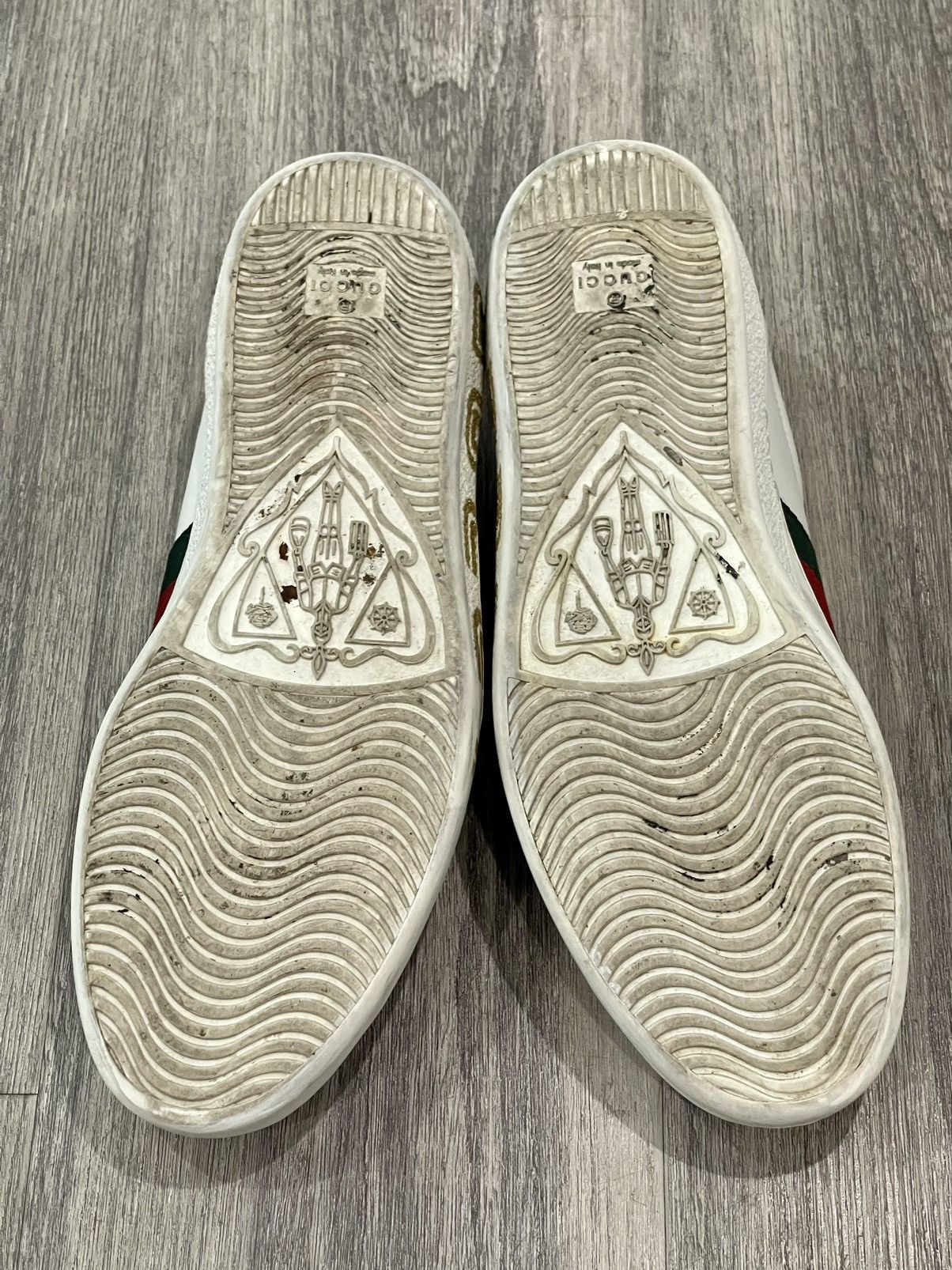 Gucci Gucci Ace Sega “Guccy” Gold Glitter Sneakers 523455 Sz. 42 Size US 9 / EU 42 - 7 Thumbnail