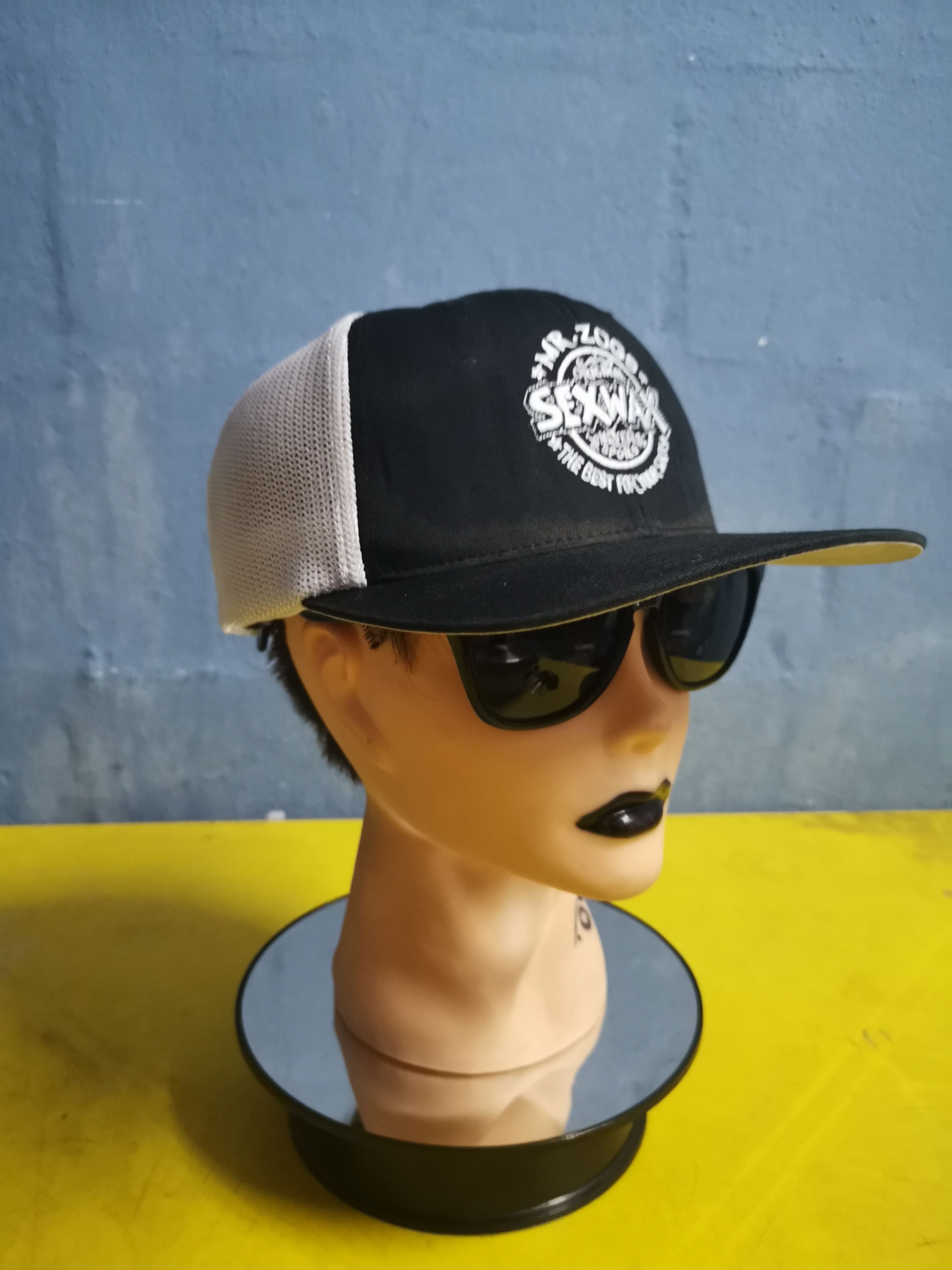 Yupong Mr. Zogs SEX WAX '' The Best For Your Stick'' Hat Size ONE SIZE - 3 Thumbnail