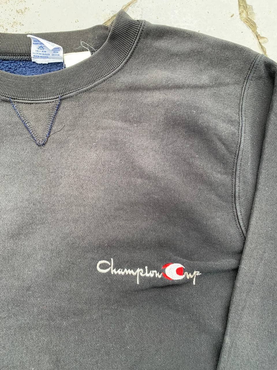 Vintage Vintage Champion Cup Script Logo Sun Faded Sweatshirt Size US M / EU 48-50 / 2 - 3 Thumbnail