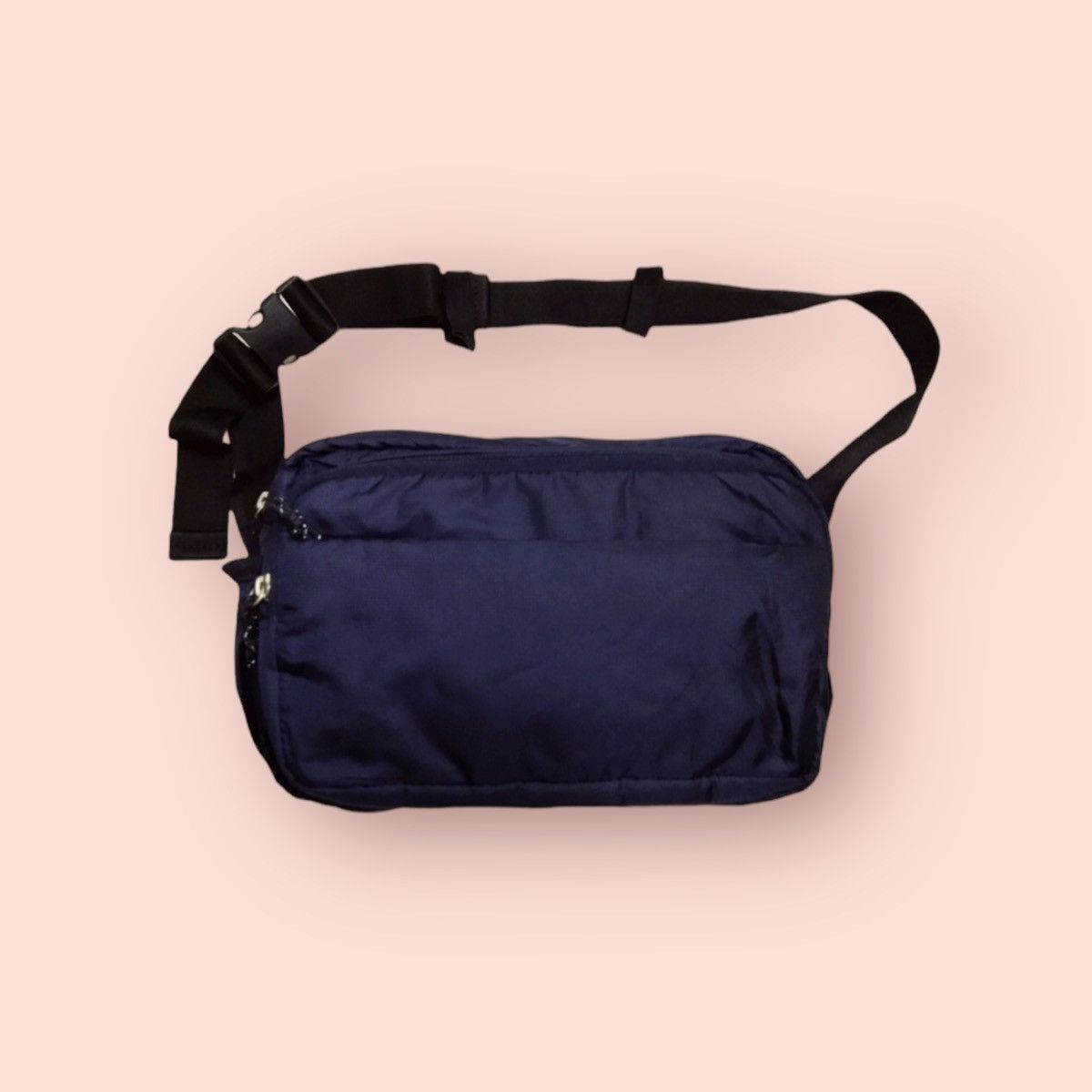 Japanese Brand × Jun Takahashi × Uniqlo UNIQLO x CORDURA FABRIC FUNCTIONAL & PRACTICAL BODYBAG Size ONE SIZE - 1 Thumbnail