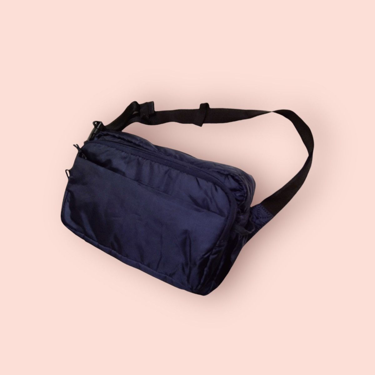 Japanese Brand × Jun Takahashi × Uniqlo UNIQLO x CORDURA FABRIC FUNCTIONAL & PRACTICAL BODYBAG Size ONE SIZE - 3 Thumbnail
