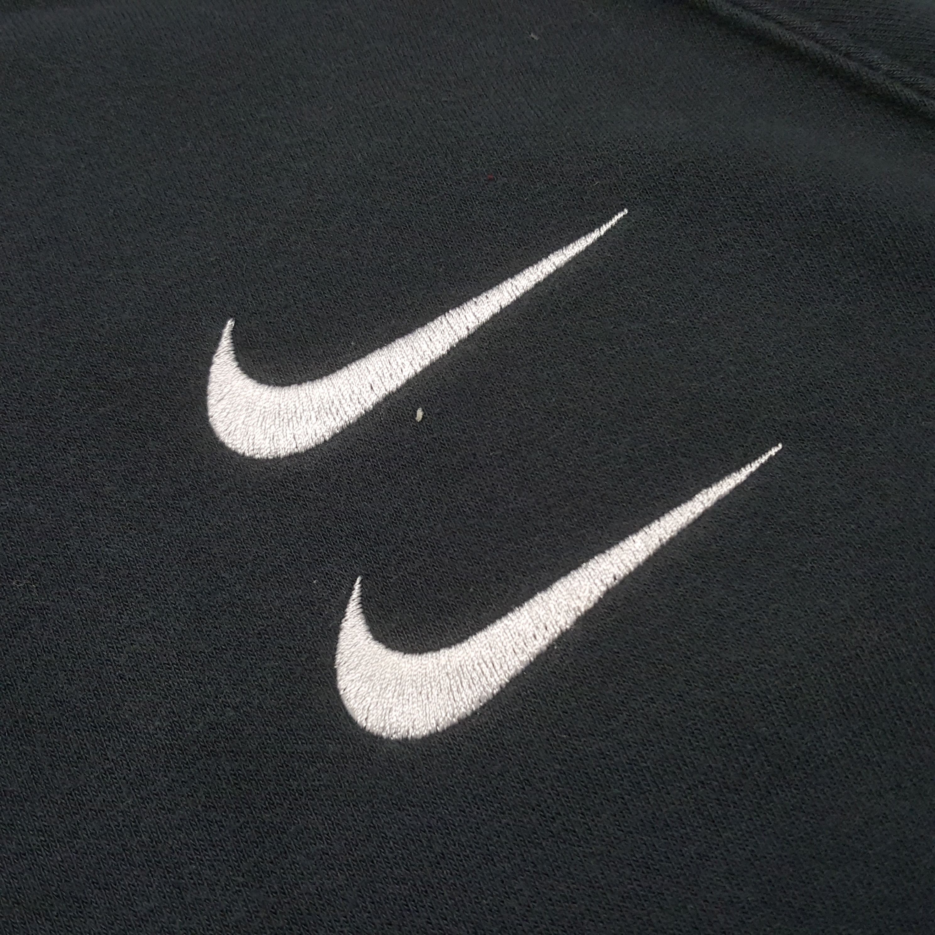 Nike × Vintage Vintage Nike Swoosh Embroidery Logo Sweatshirt Size US M / EU 48-50 / 2 - 7 Thumbnail