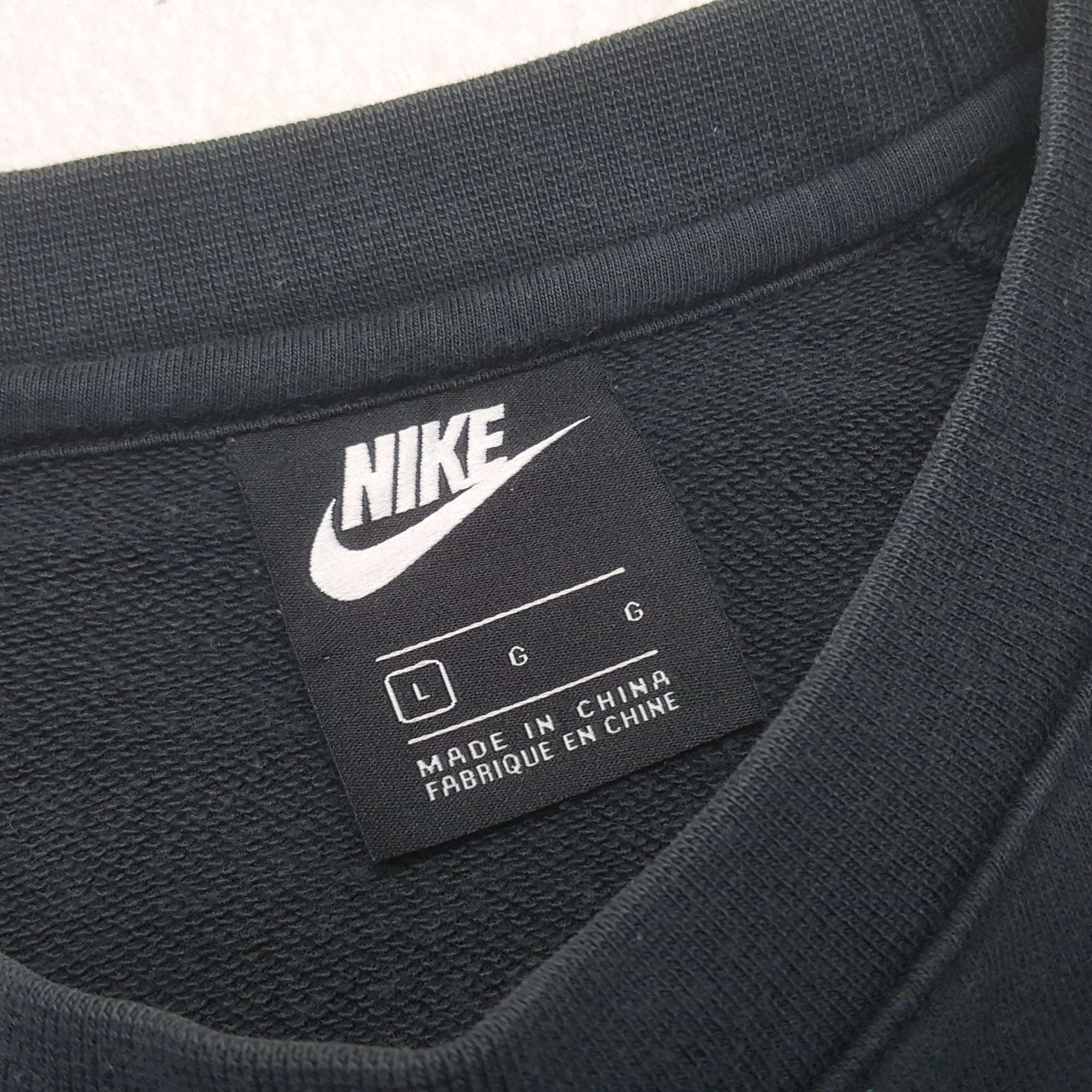 Nike × Vintage Vintage Nike Swoosh Embroidery Logo Sweatshirt Size US M / EU 48-50 / 2 - 6 Thumbnail