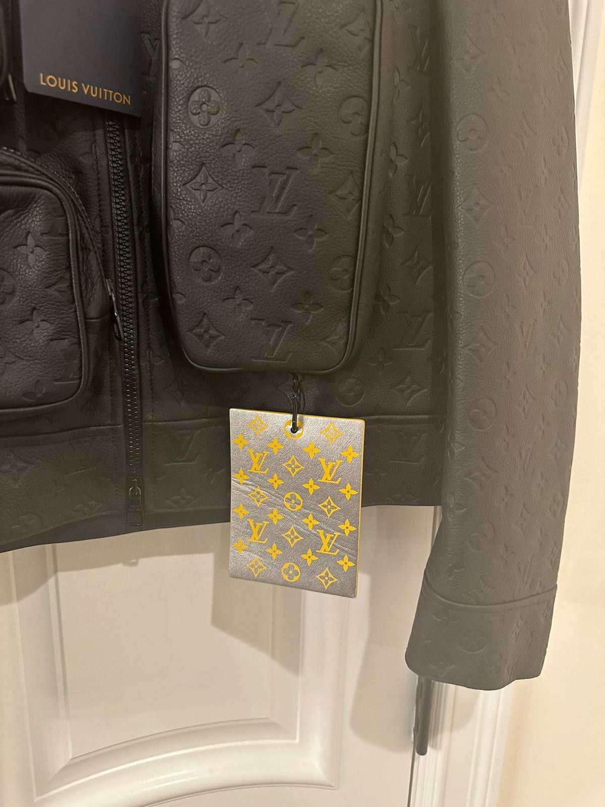 Louis Vuitton Paper Monogram Cargo Leather Jacket in Black Size US M / EU 48-50 / 2 - 10 Thumbnail
