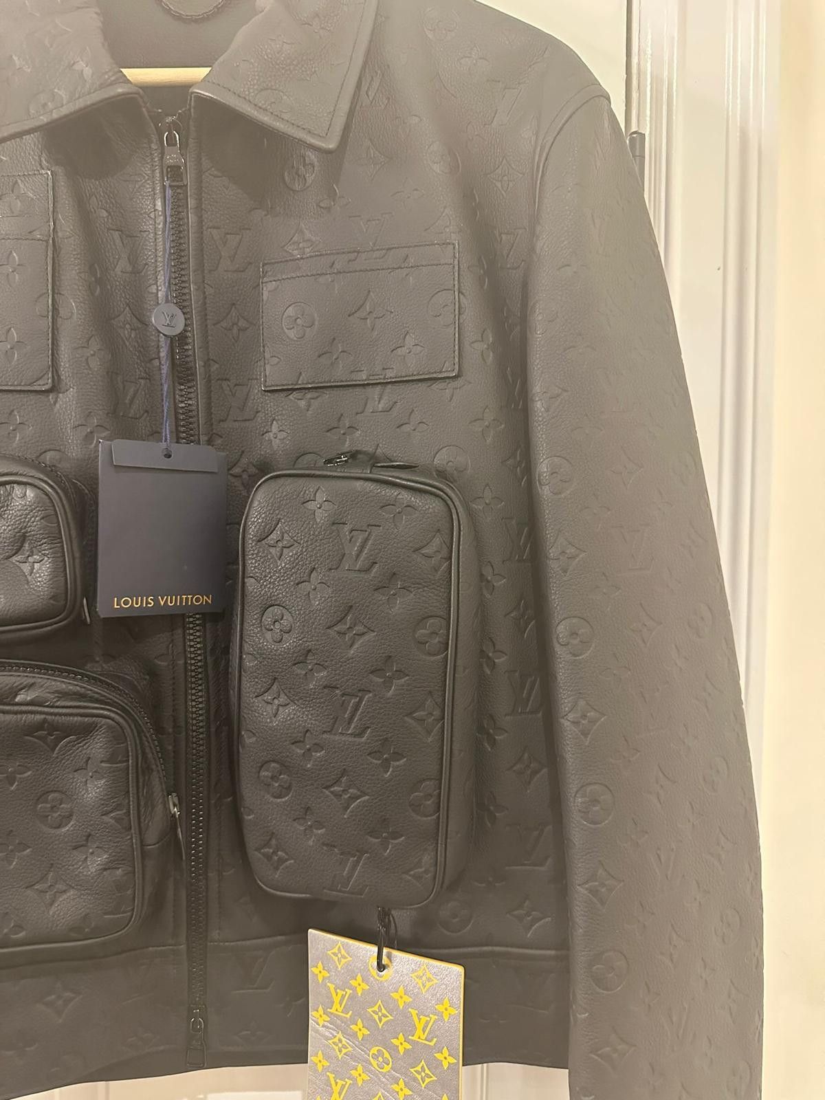 Louis Vuitton Paper Monogram Cargo Leather Jacket in Black Size US M / EU 48-50 / 2 - 4 Thumbnail
