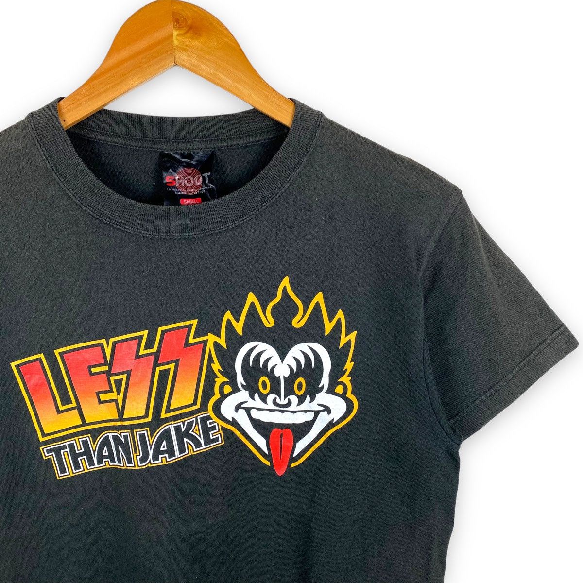 LESS THAN JAKE BAND T SHIRT AMERICAN SKA PUNK KISS STYLE