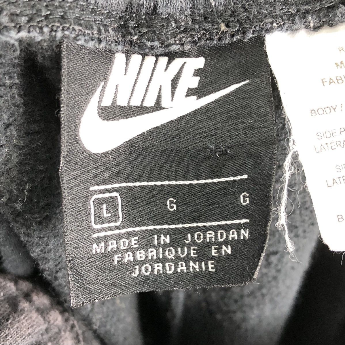 Nike Nike Big Swoosh Short Pants Made in Jordan Size US 34 / EU 50 - 9 Thumbnail