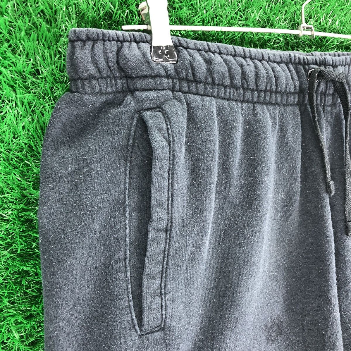 Nike Nike Big Swoosh Short Pants Made in Jordan Size US 34 / EU 50 - 2 Thumbnail