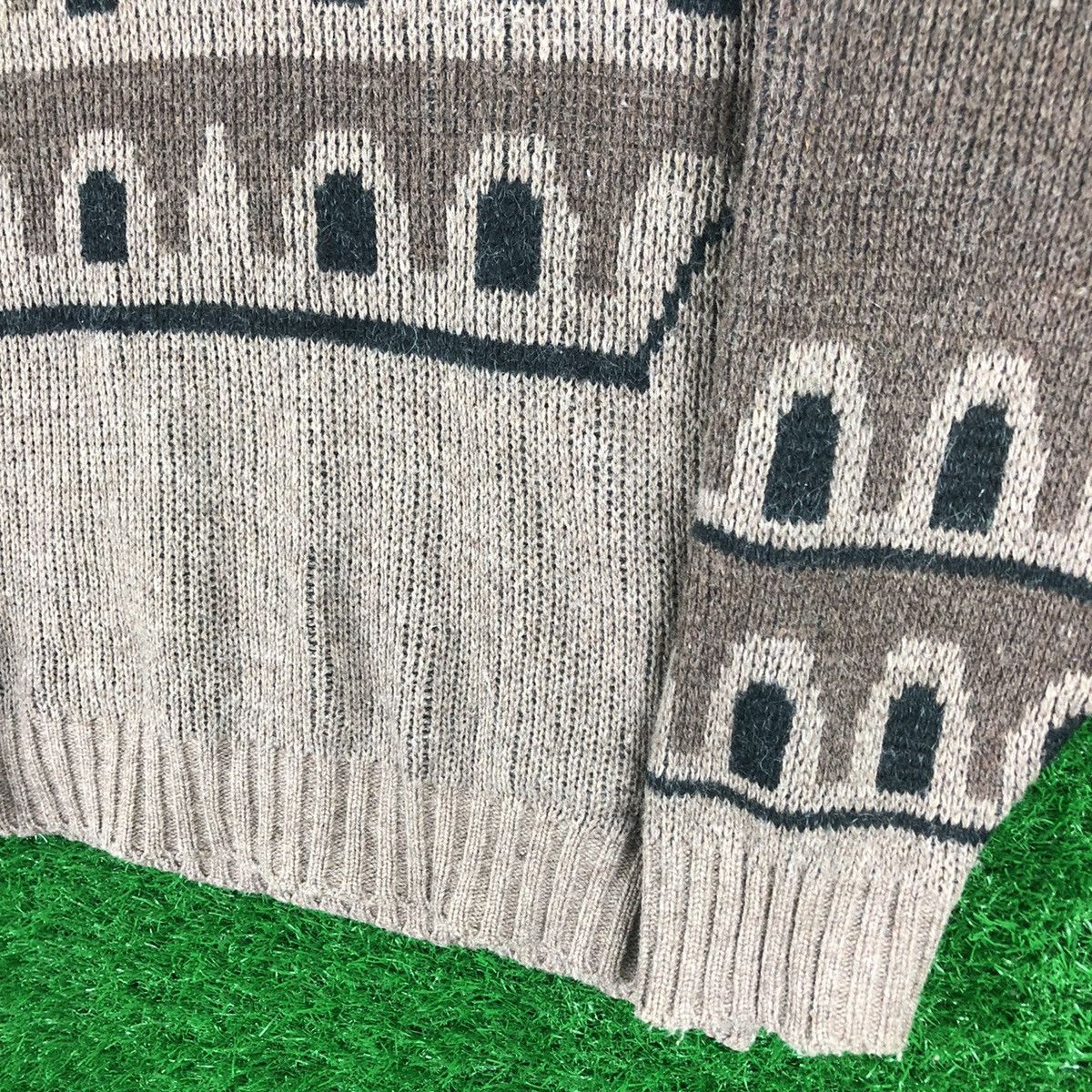 Aran Isles Knitwear Vintage 80's Knit Sweater Pullover by Ryo Evana Size US S / EU 44-46 / 1 - 3 Thumbnail