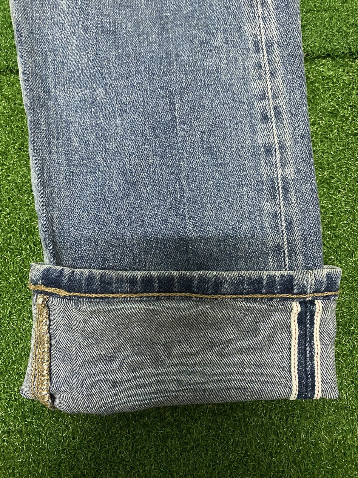 Japanese Brand DISTRESSED UNIQLO SELVAGE DENIM SIZE 29 Size US 29 - 8 Thumbnail