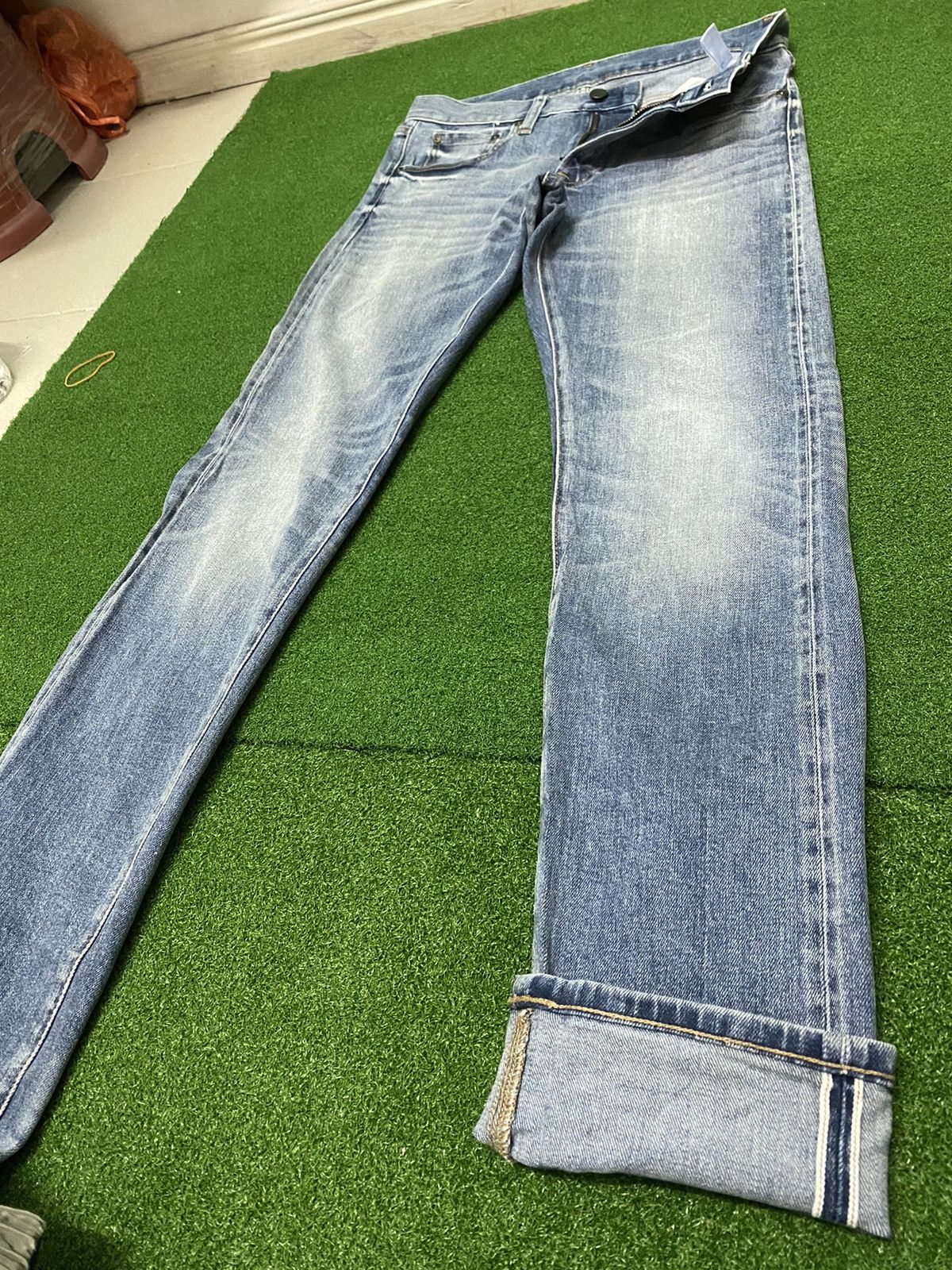 Japanese Brand DISTRESSED UNIQLO SELVAGE DENIM SIZE 29 Size US 29 - 9 Thumbnail