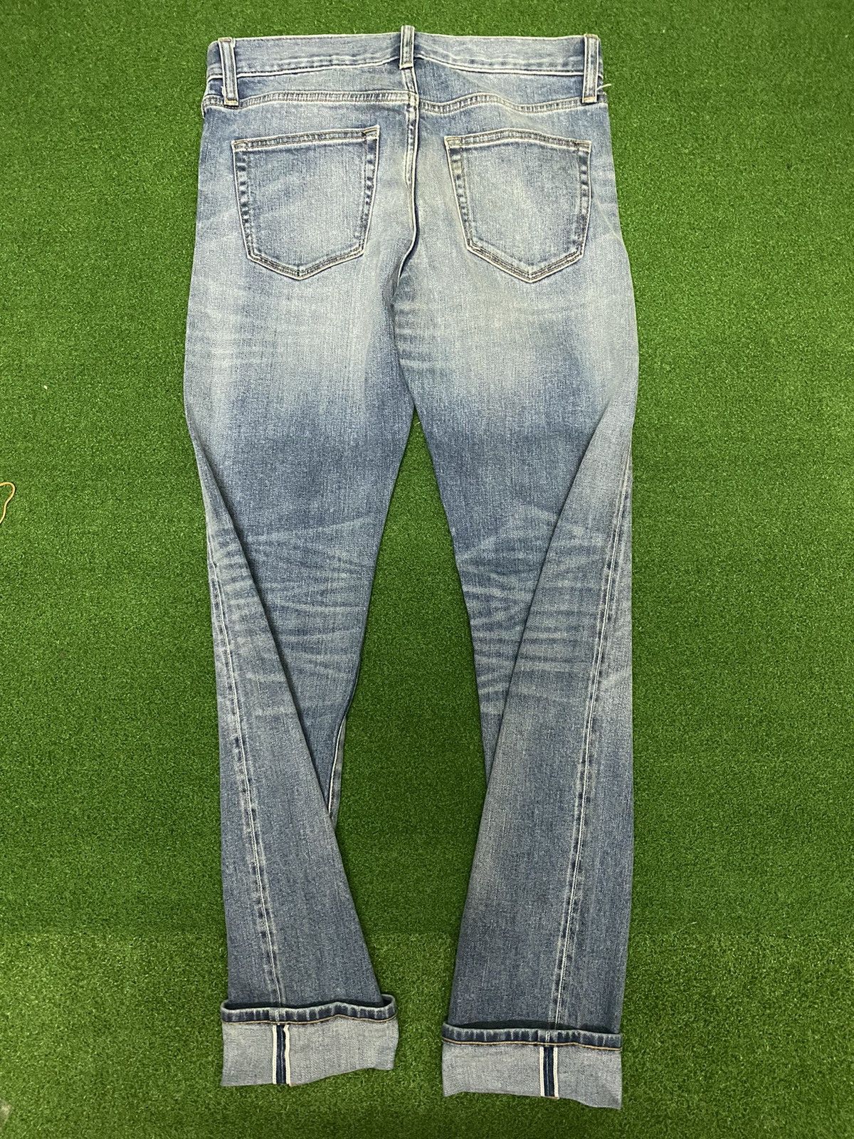 Japanese Brand DISTRESSED UNIQLO SELVAGE DENIM SIZE 29 Size US 29 - 11 Thumbnail
