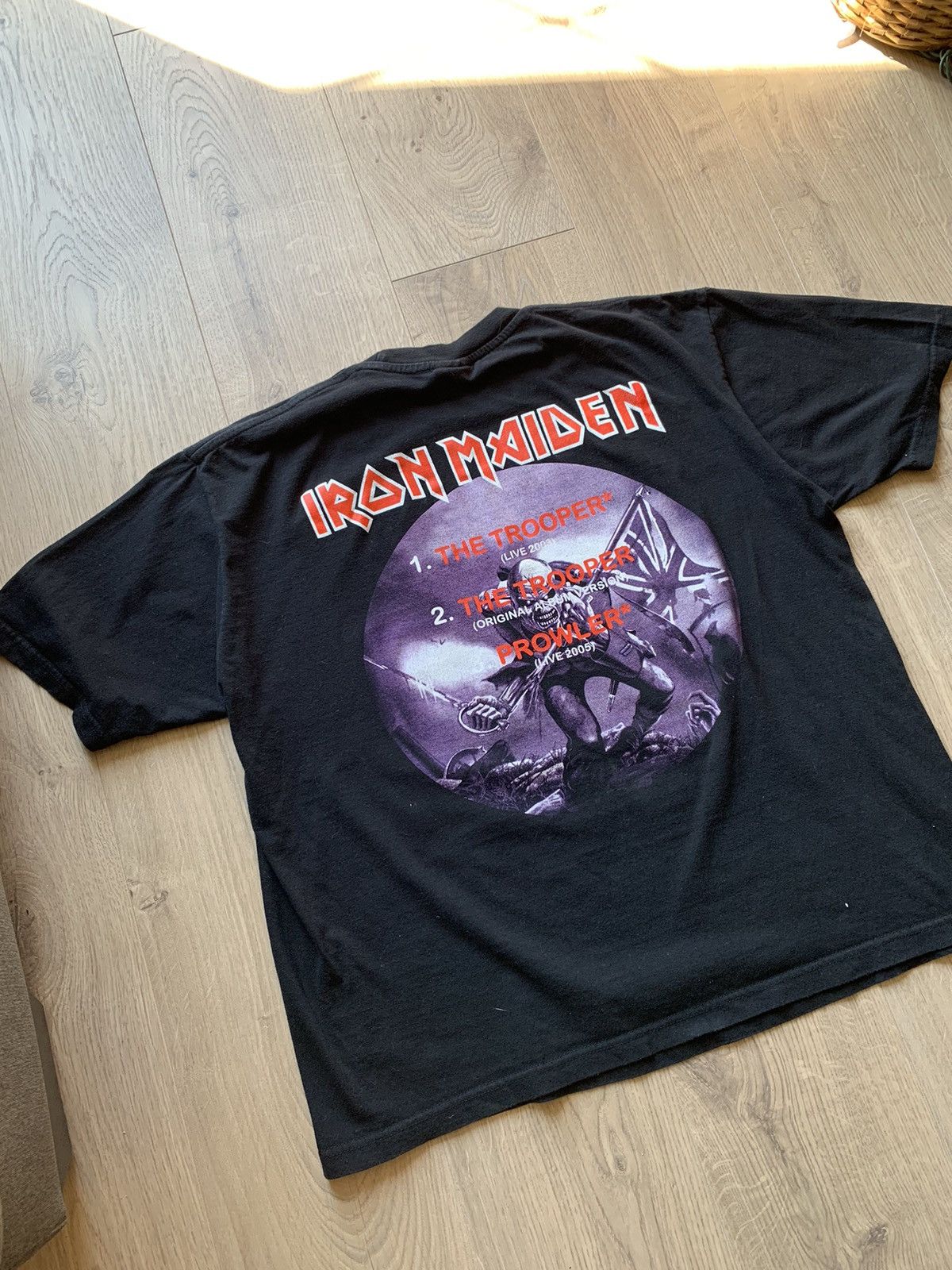 Band Tees Iron Maiden The Trooper Vintage Y2K Concert Band Tee Size US L / EU 52-54 / 3 - 3 Thumbnail