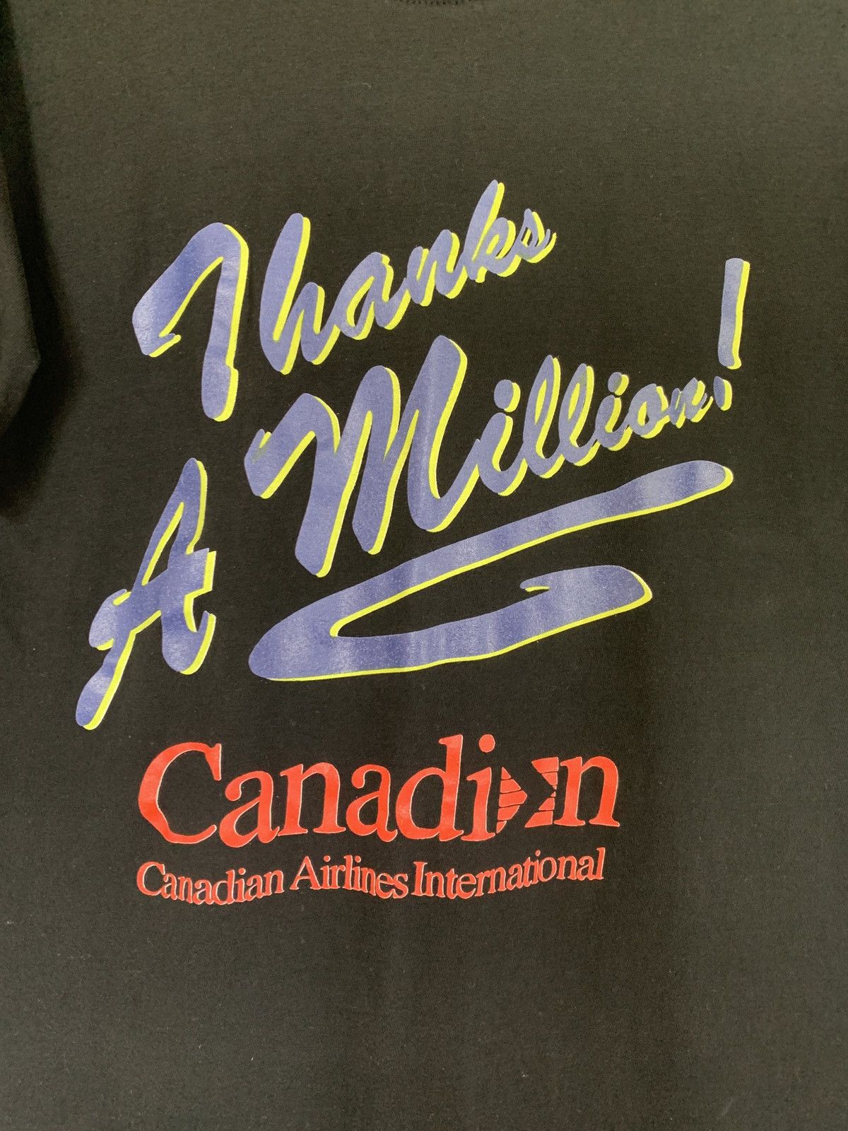 Vintage SINGLE STITCH - “THANKS A MILLION!” Canadian Airlines Tee Size US L / EU 52-54 / 3 - 4 Thumbnail