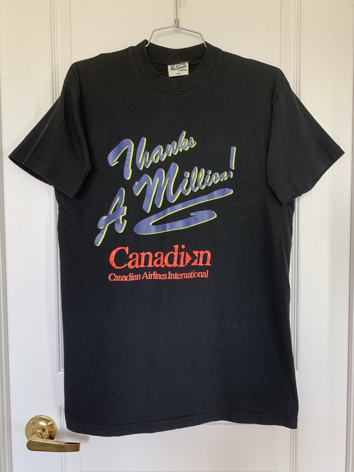 Vintage SINGLE STITCH - “THANKS A MILLION!” Canadian Airlines Tee Size US L / EU 52-54 / 3 - 3 Thumbnail