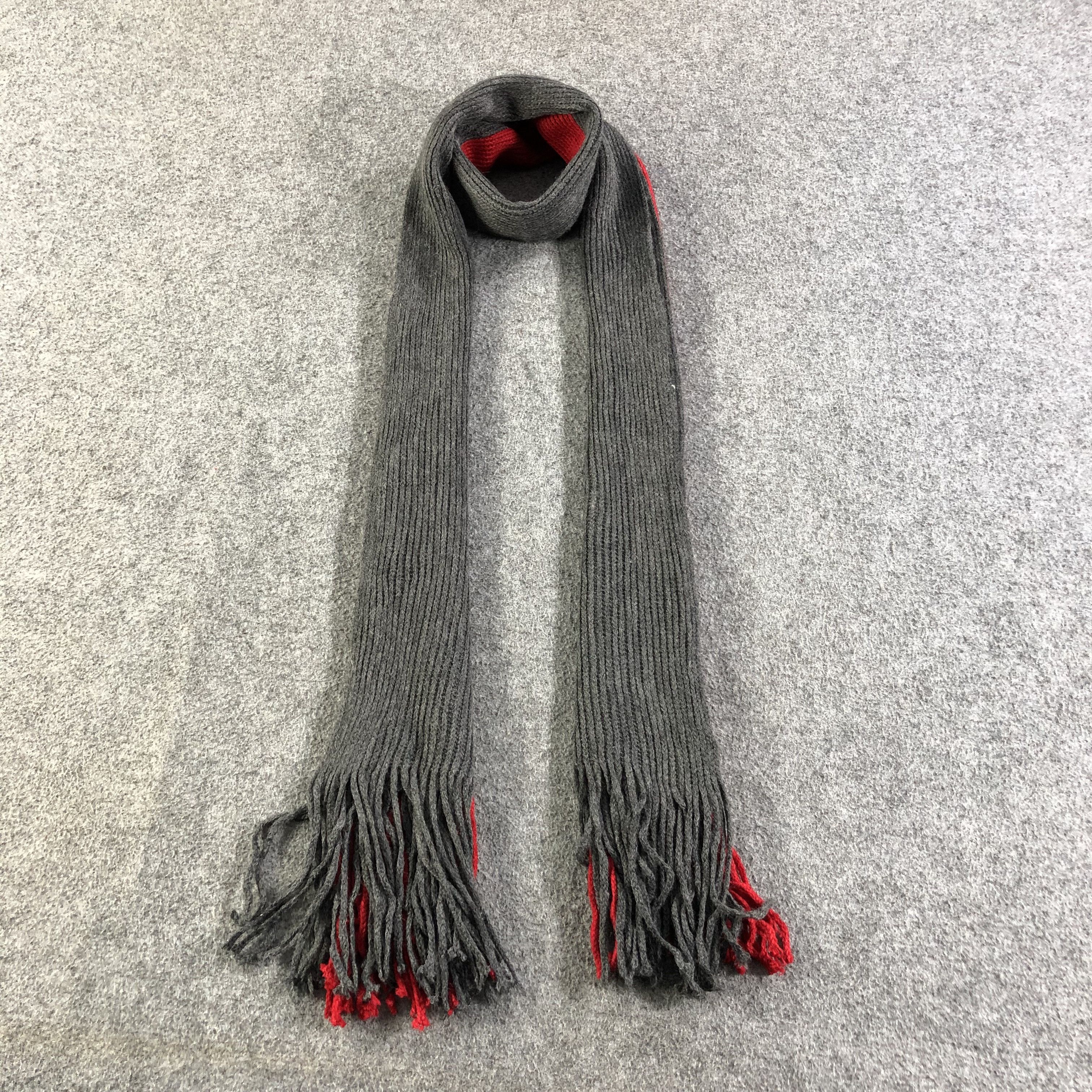 GAP Red & Grey Knit Wool Scarf Muffler V1276